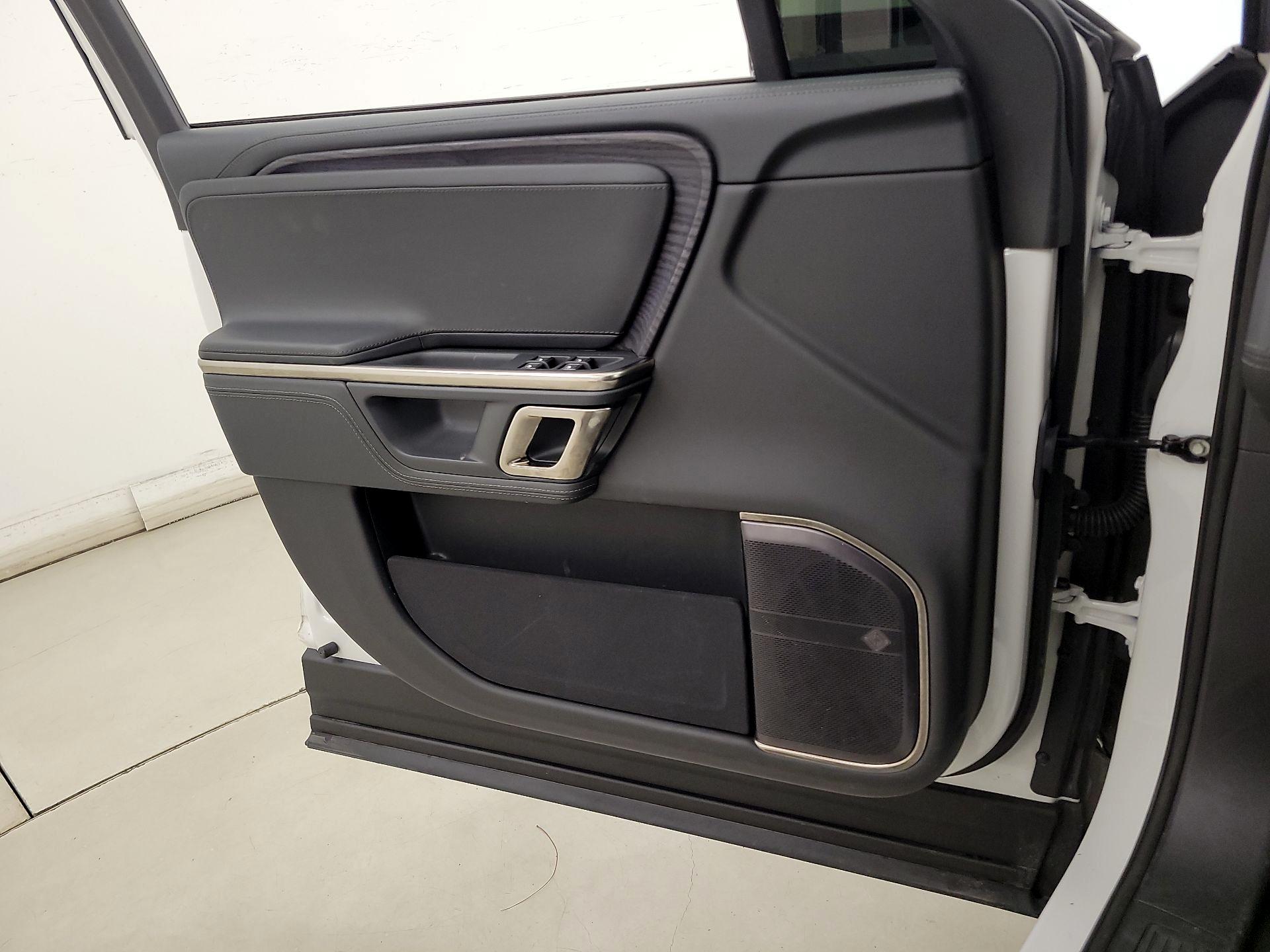 Thumbnail: 2023 Rivian R1S - 12