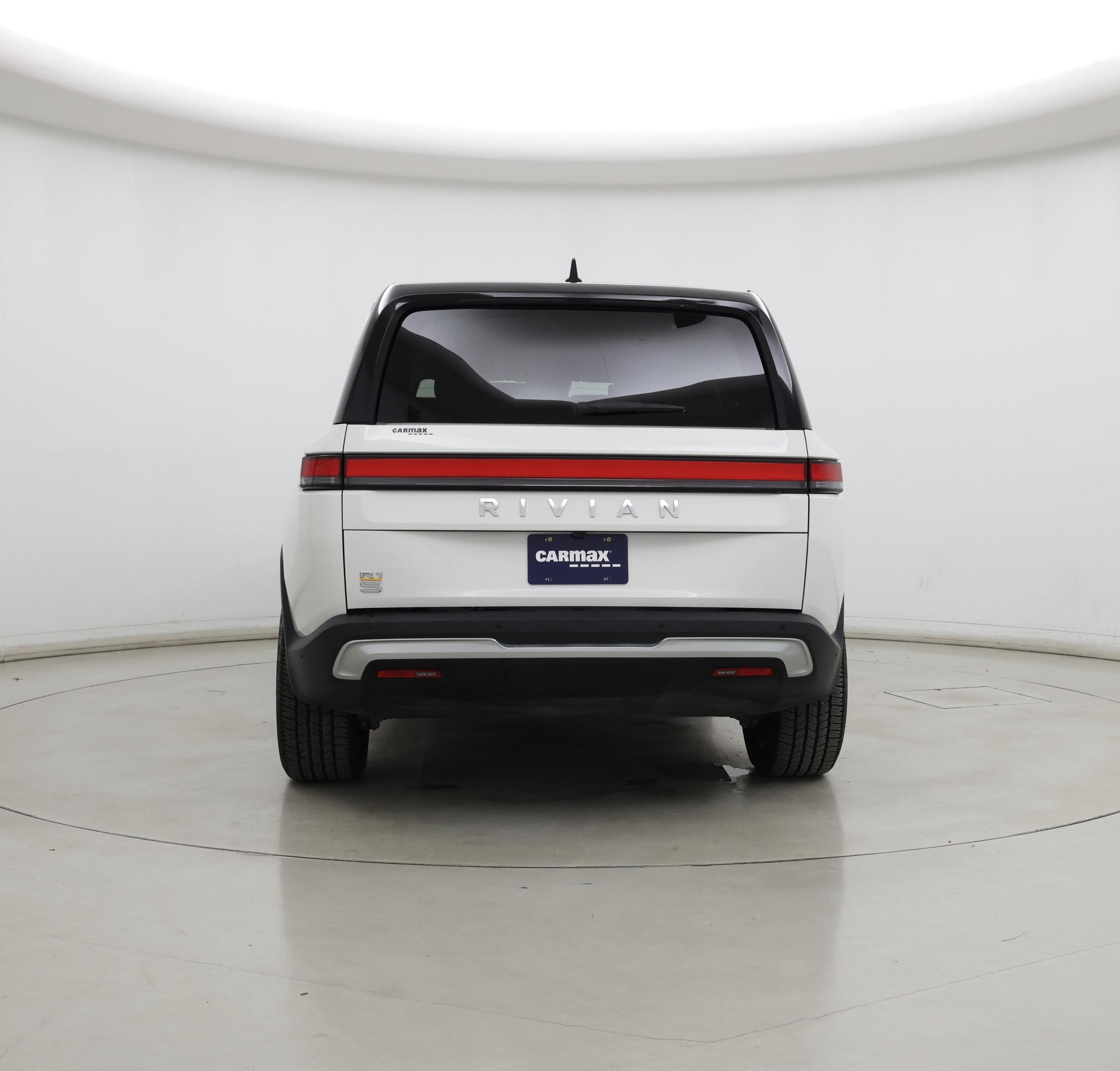 Thumbnail: 2023 Rivian R1S - 6