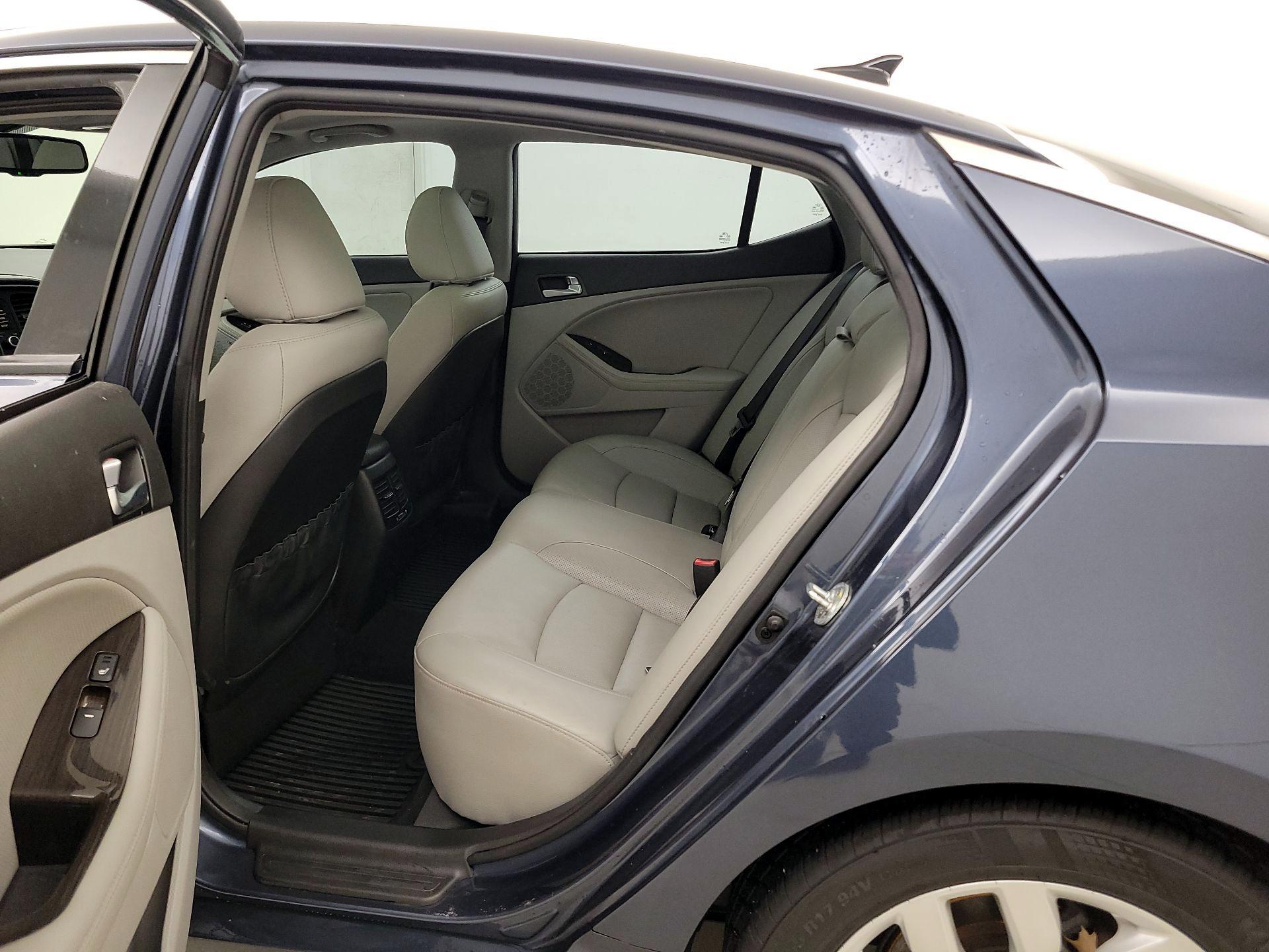 Thumbnail: 2015 Kia Optima - 20