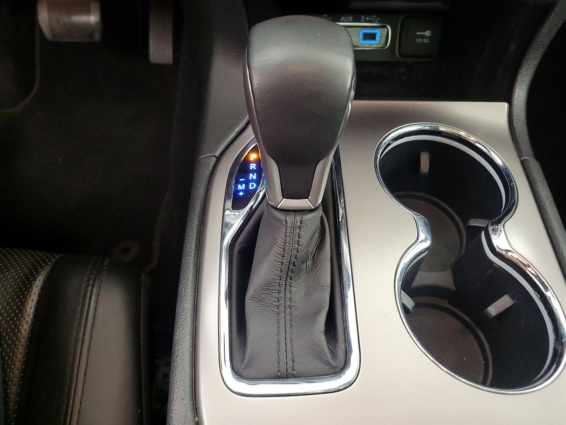 Thumbnail: 2019 Jeep Grand Cherokee - 18