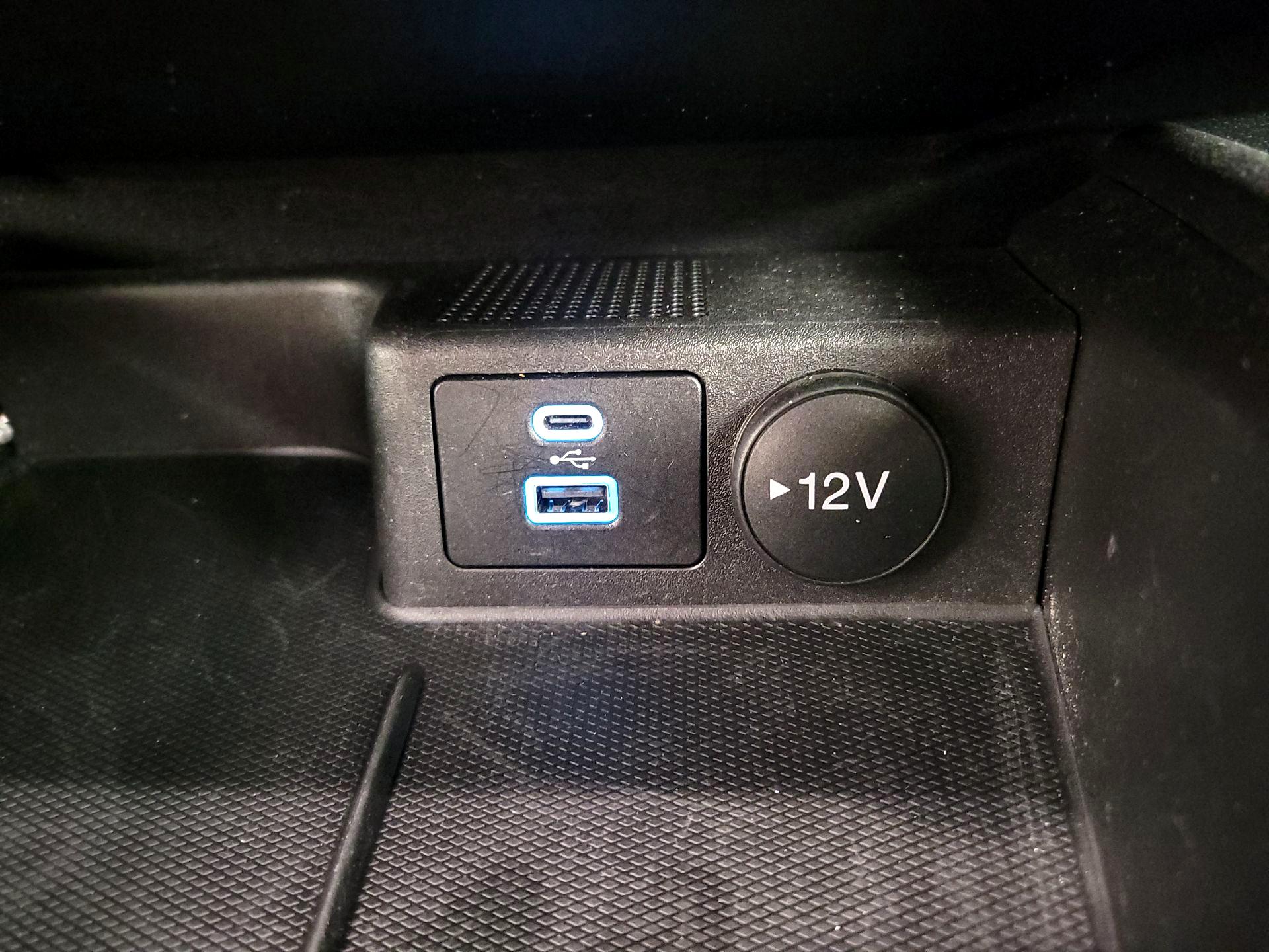 Thumbnail: 2023 Ford Escape - 18