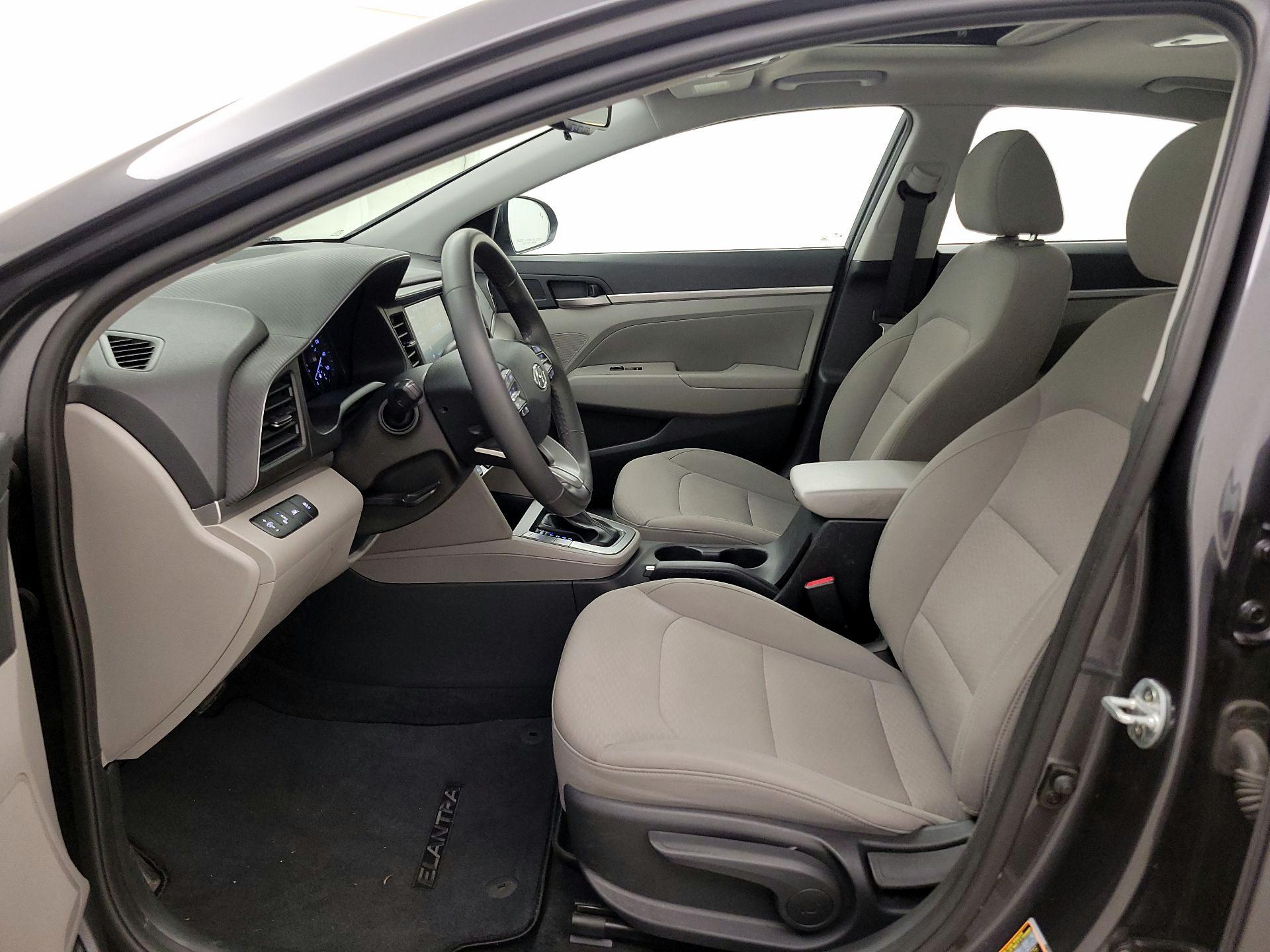 Thumbnail: 2020 Hyundai Elantra - 11