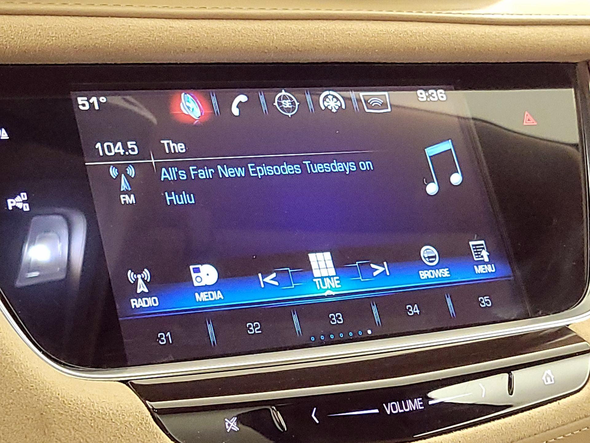 Thumbnail: 2017 Cadillac XT5 - 16