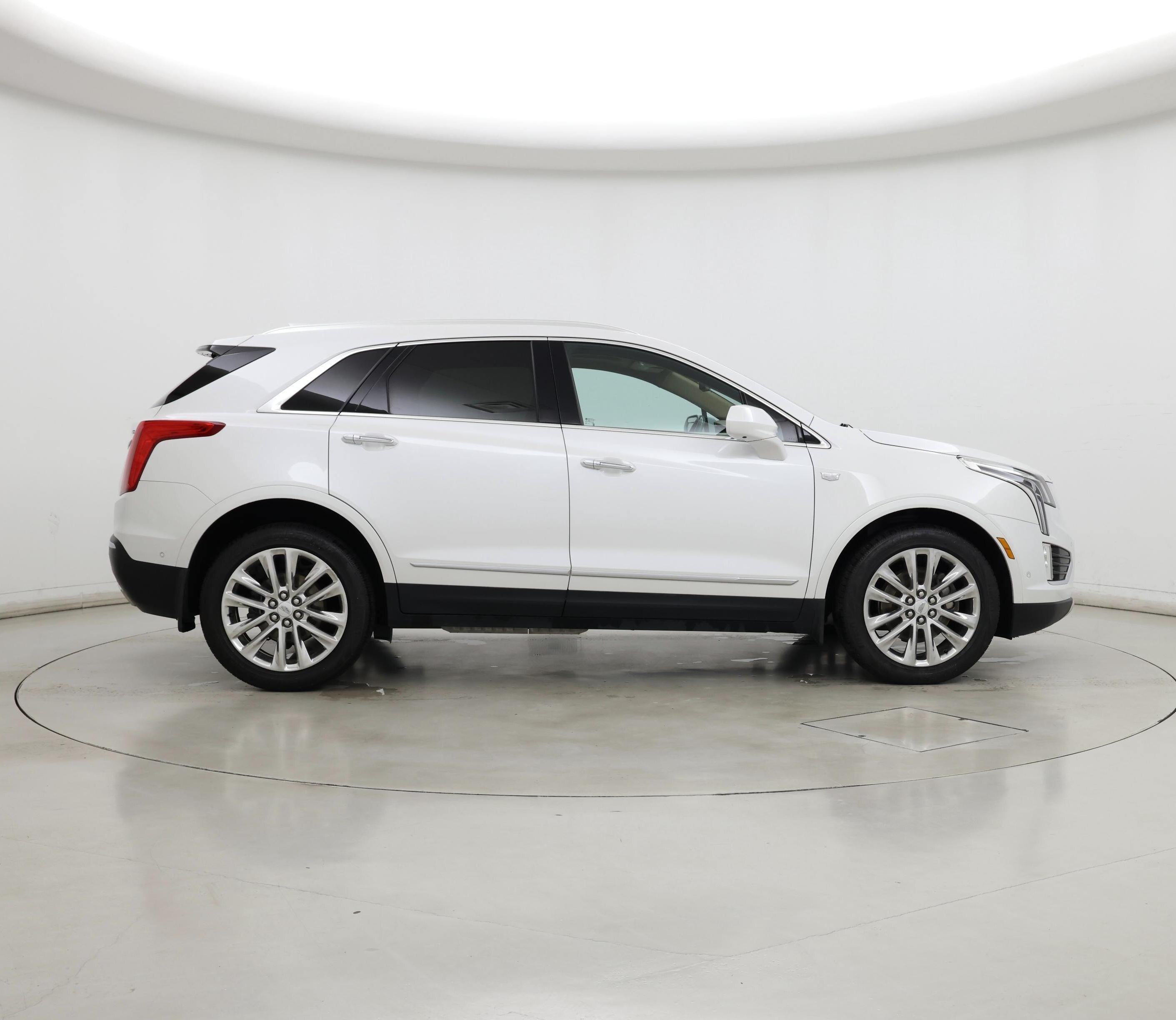 Thumbnail: 2017 Cadillac XT5 - 7