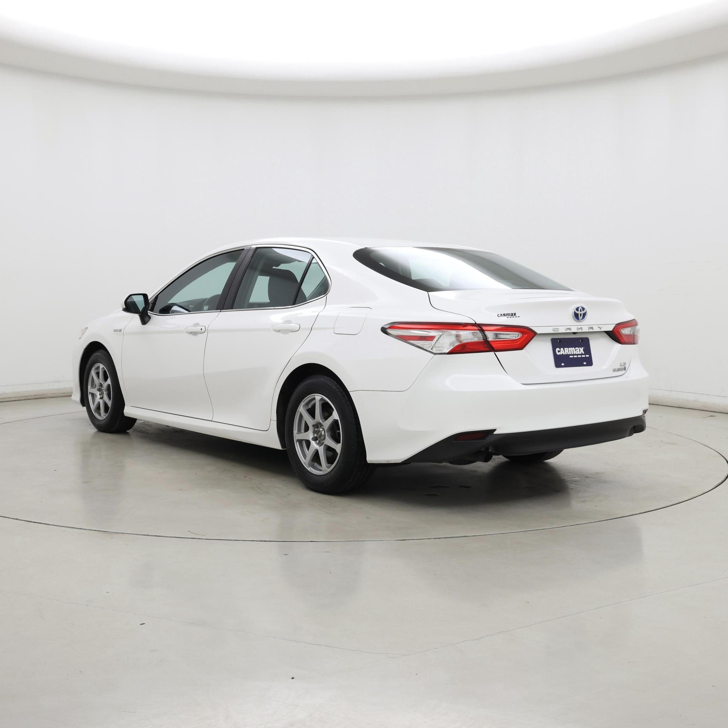 Thumbnail: 2018 Toyota Camry - 2