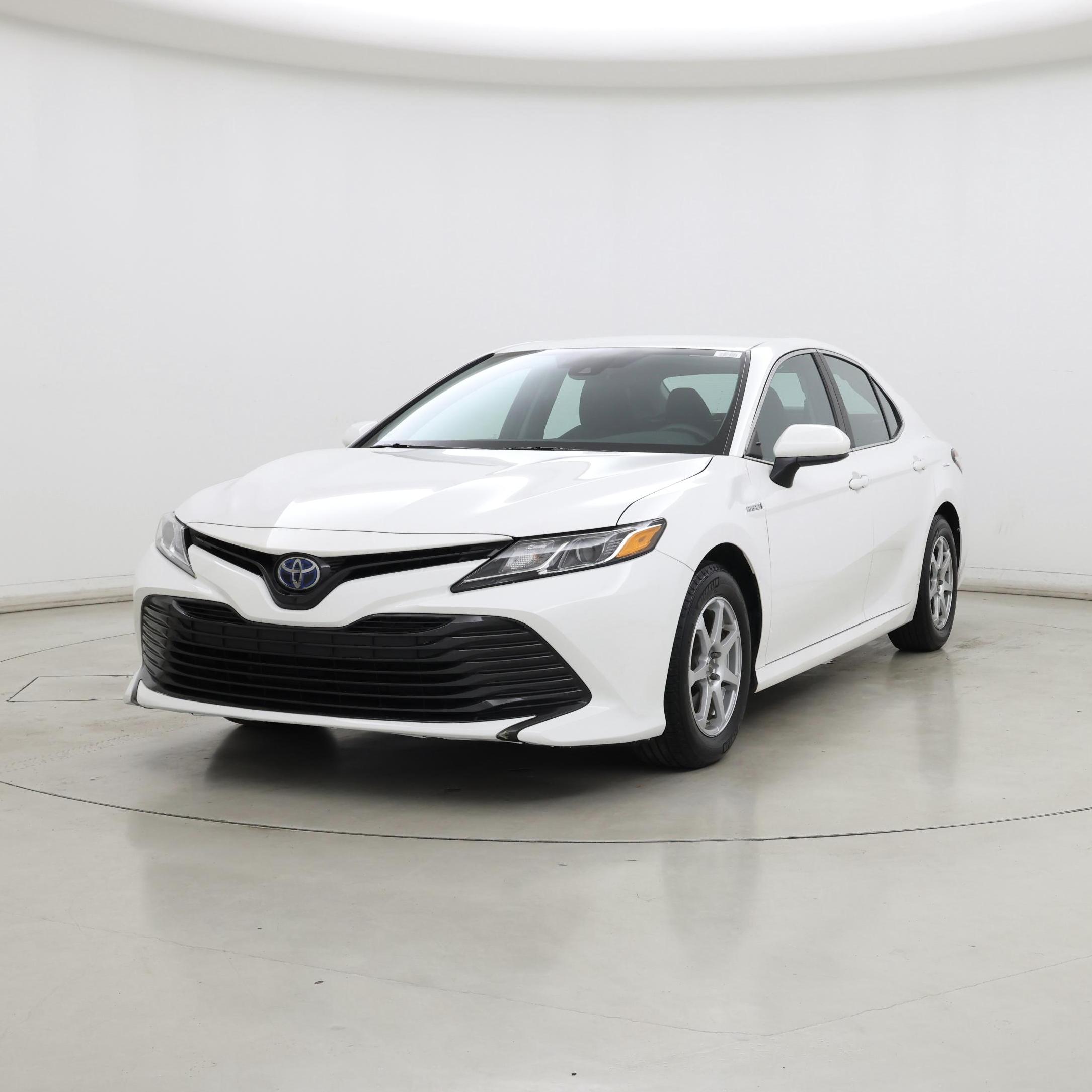 Thumbnail: 2018 Toyota Camry - 4