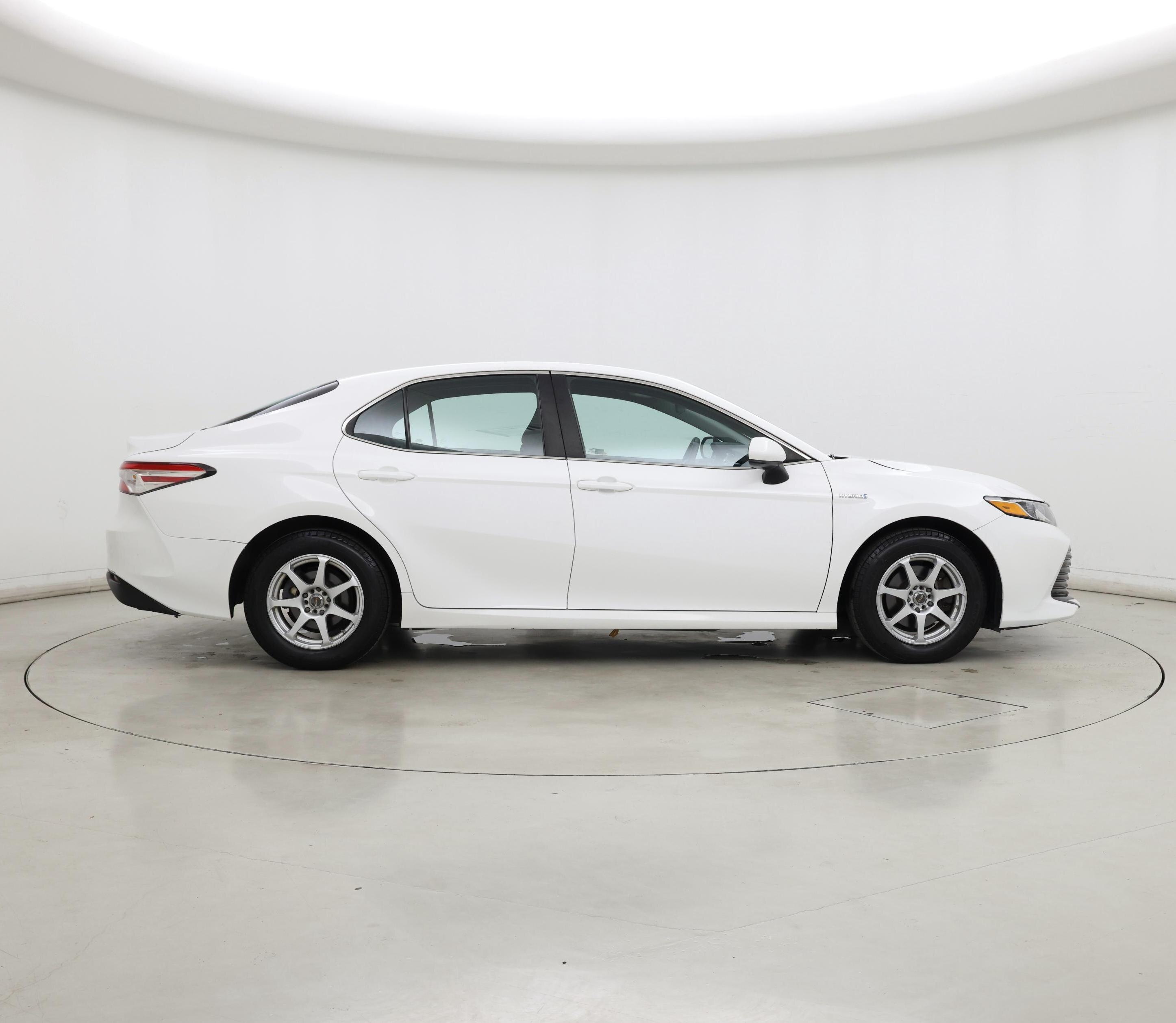 Thumbnail: 2018 Toyota Camry - 7