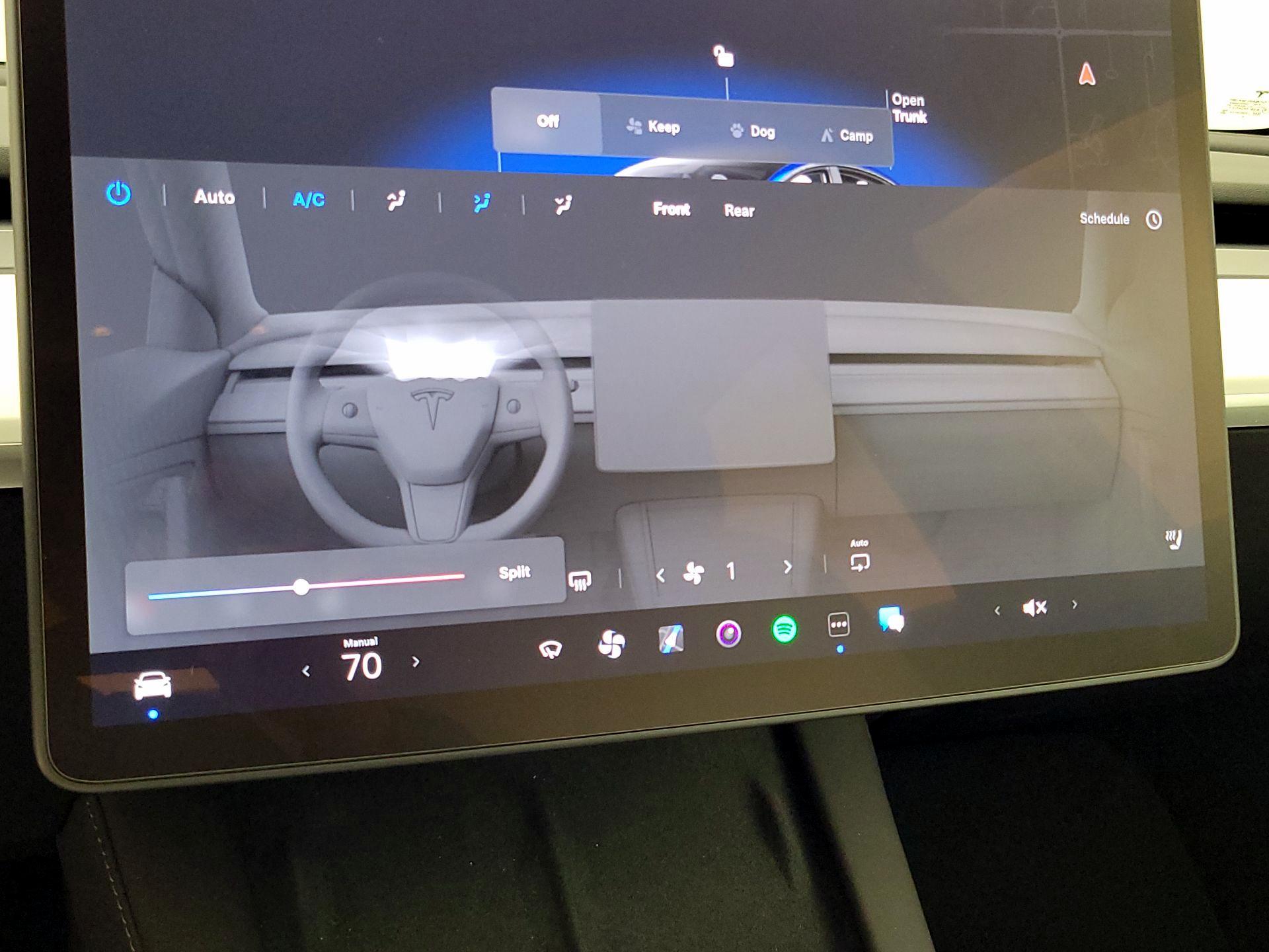 Thumbnail: 2023 Tesla Model 3 - 16