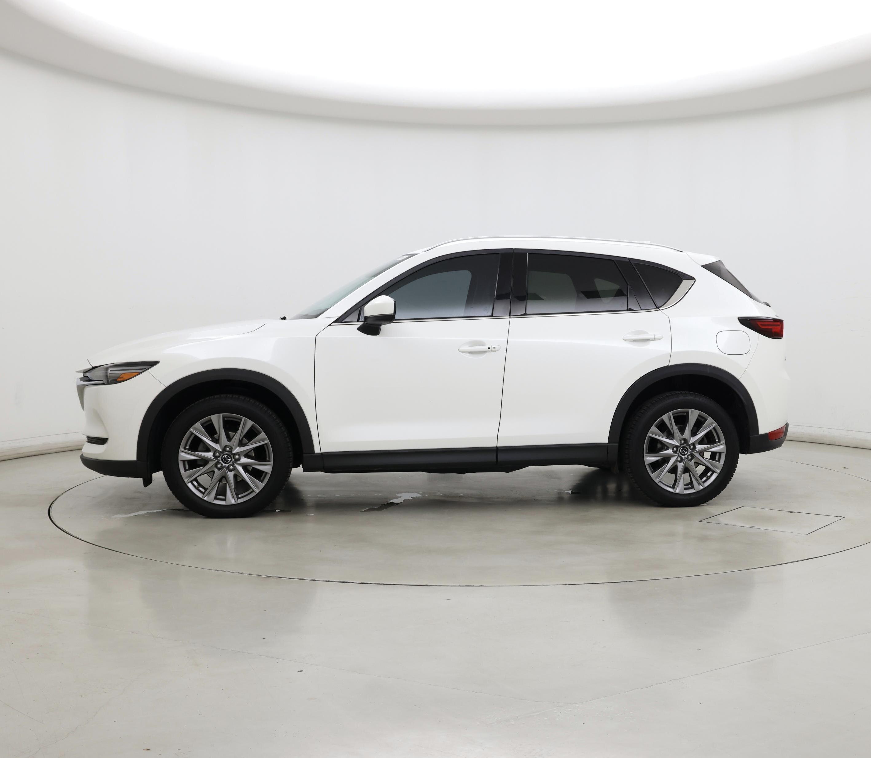 Thumbnail: 2020 Mazda CX-5 - 3