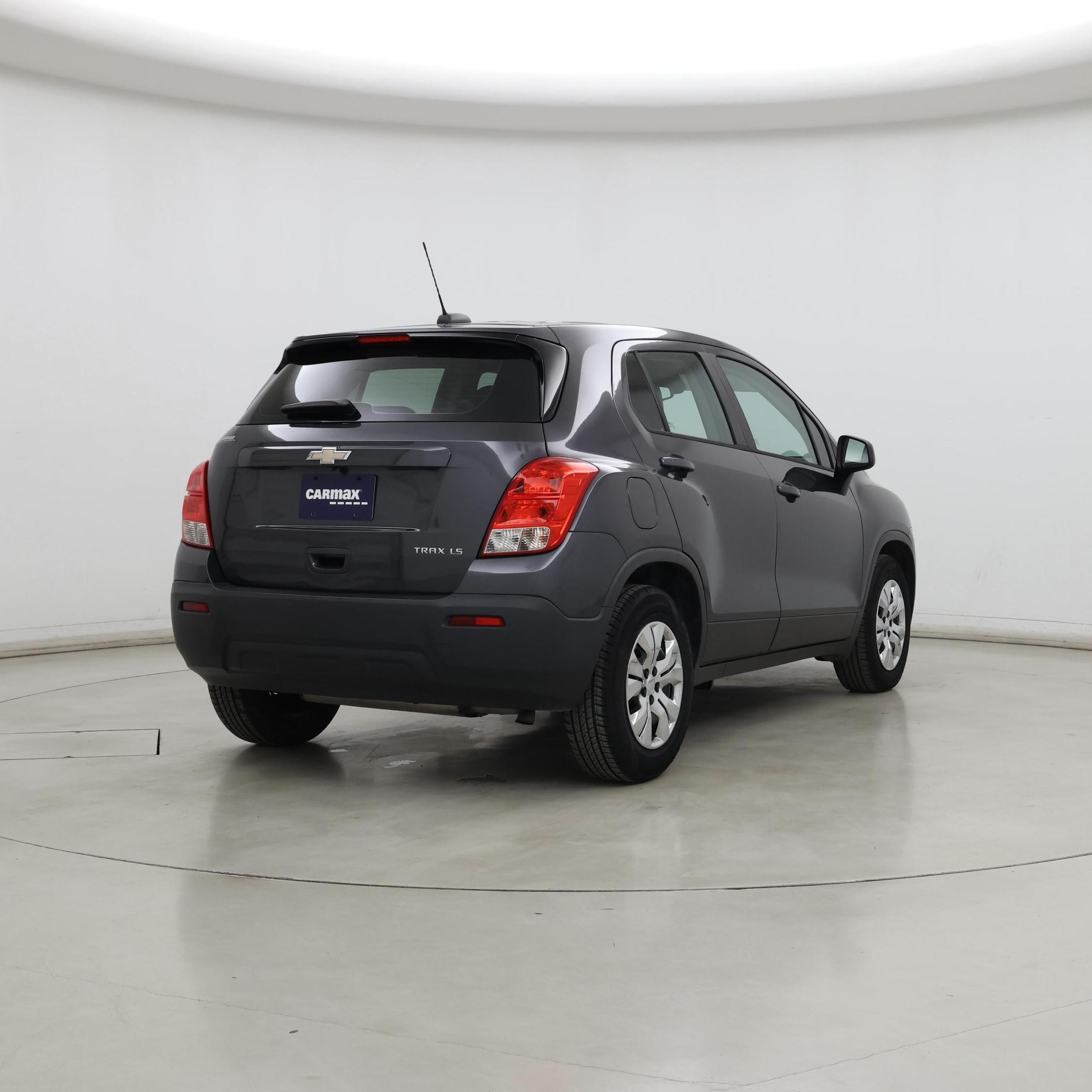 Thumbnail: 2016 Chevrolet Trax - 8