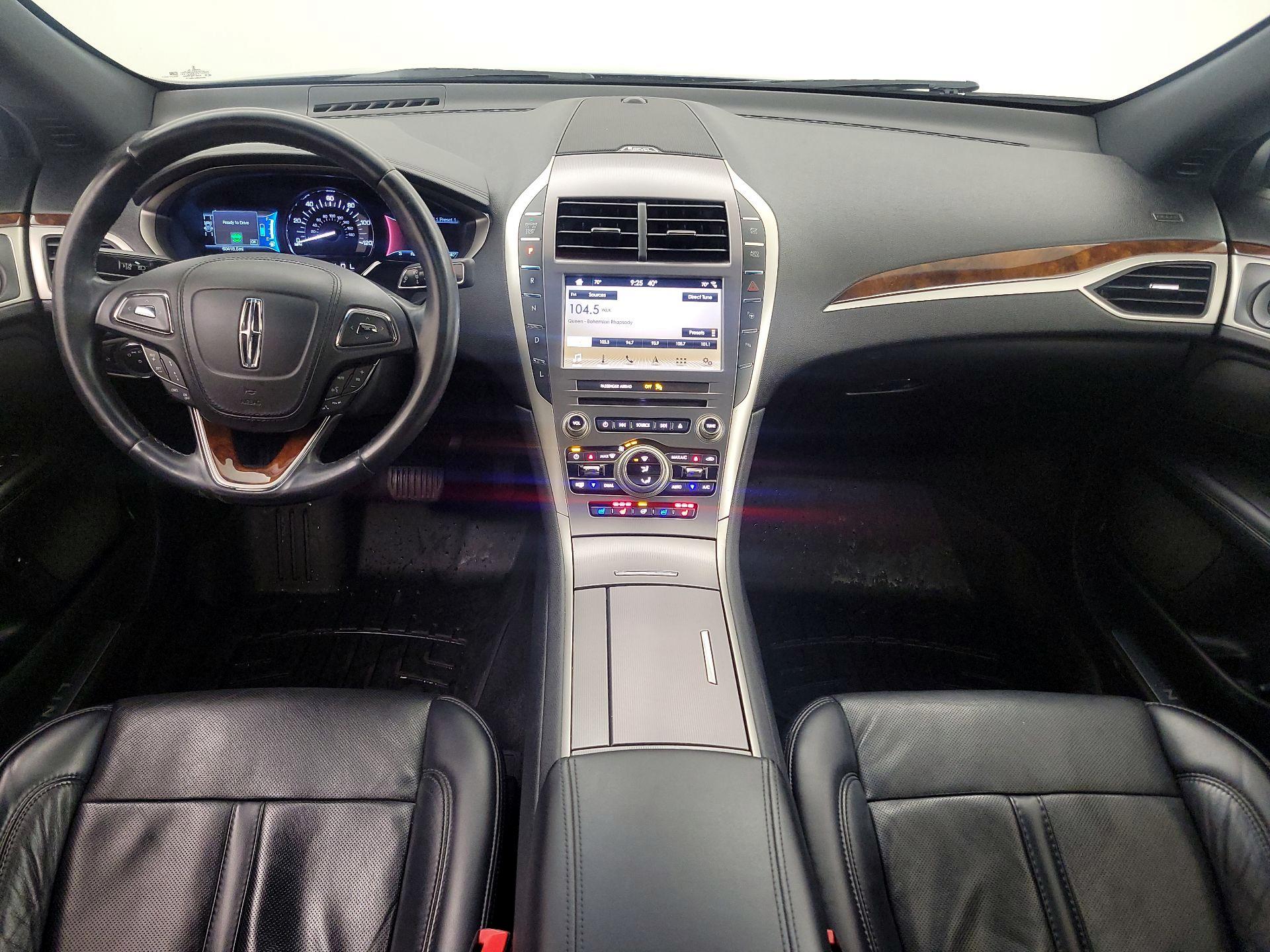 Thumbnail: 2019 Lincoln MKZ - 9