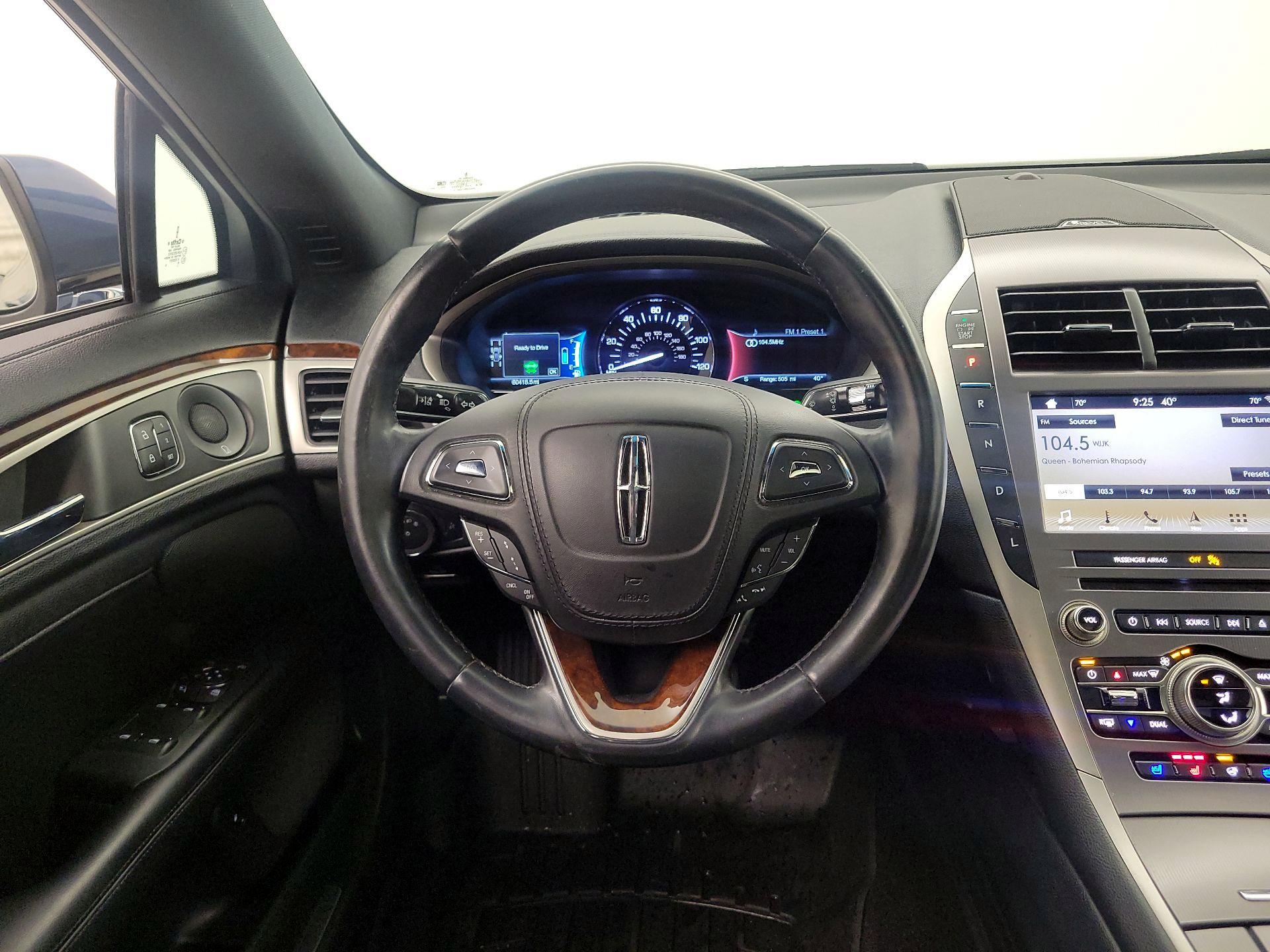 Thumbnail: 2019 Lincoln MKZ - 10