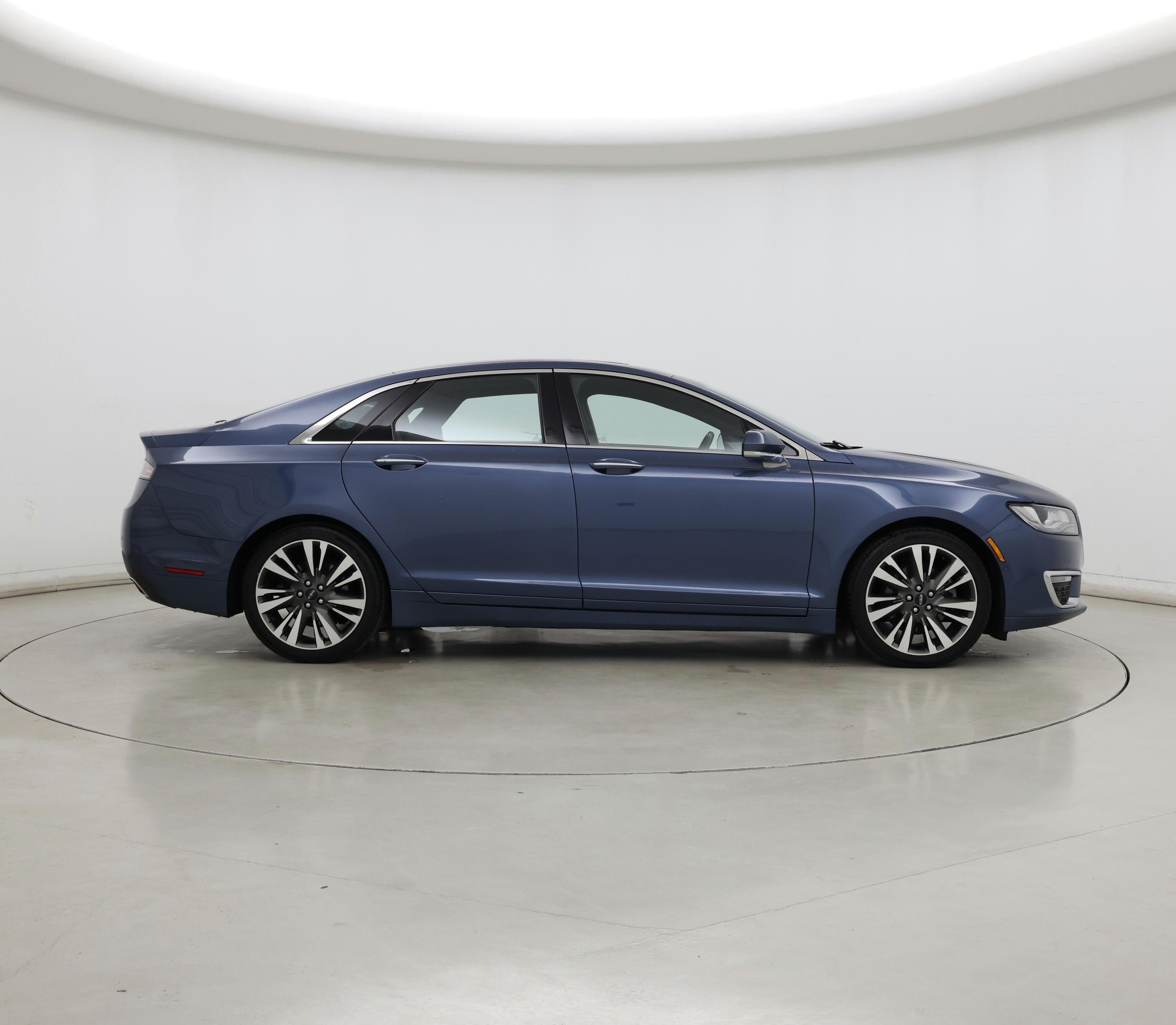 Thumbnail: 2019 Lincoln MKZ - 7