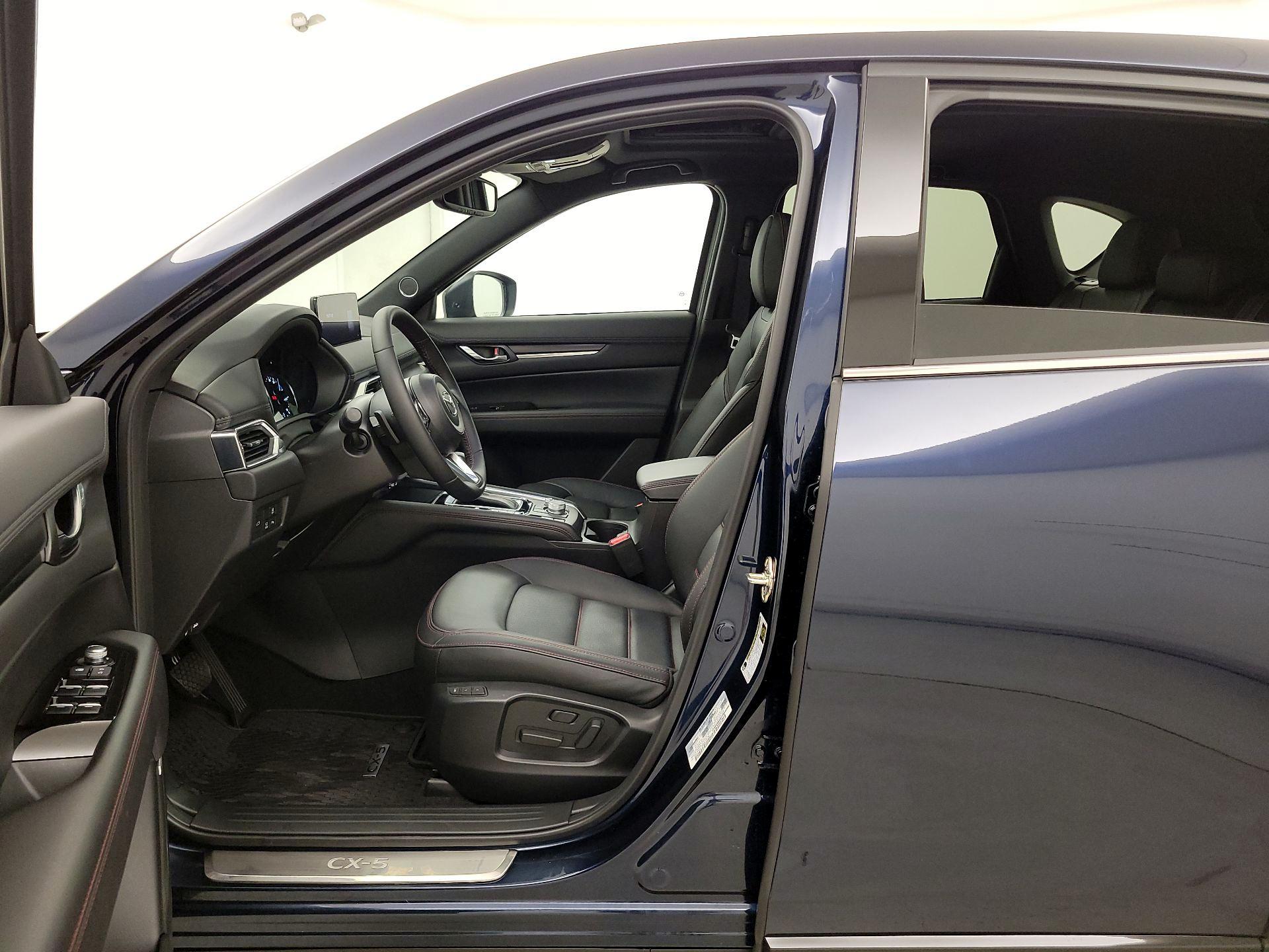 Thumbnail: 2025 Mazda CX-5 - 11