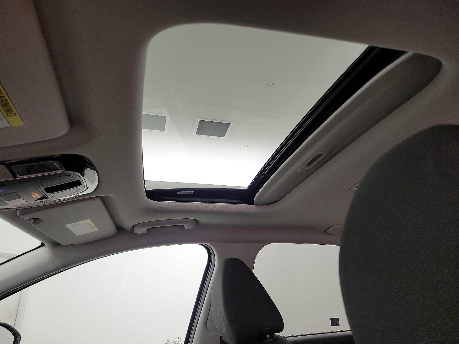 Thumbnail: 2022 Hyundai Tucson - 19