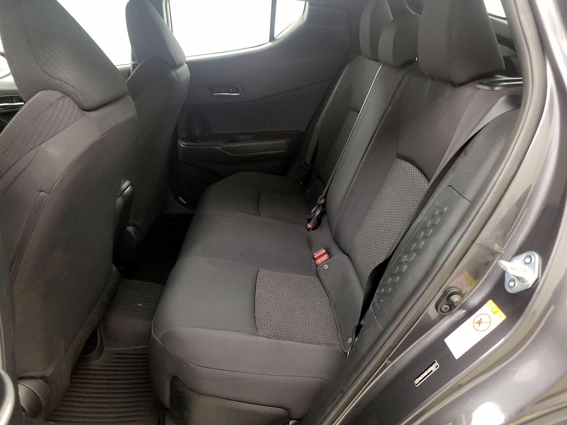 Thumbnail: 2019 Toyota C-HR - 19