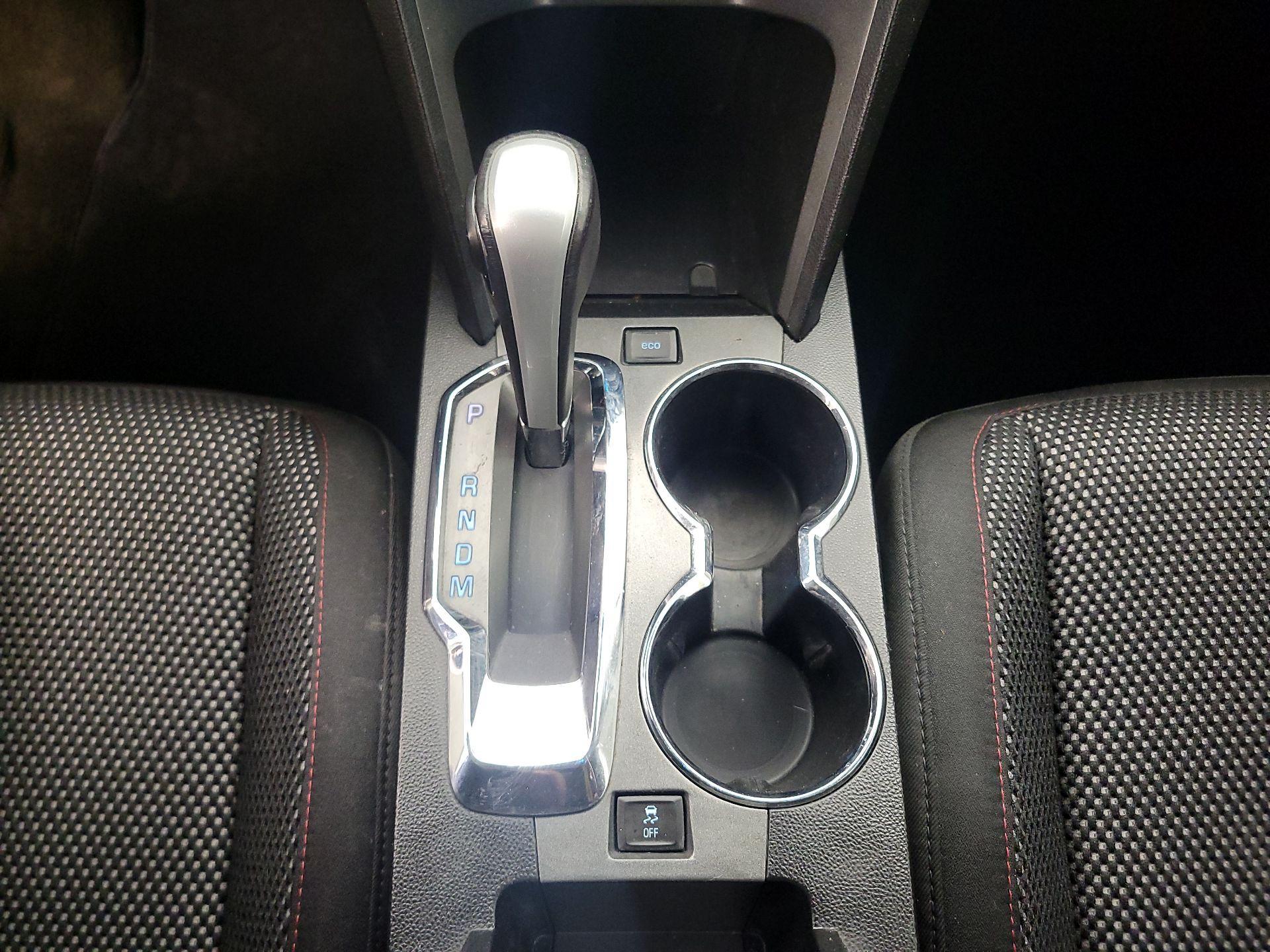 Thumbnail: 2015 Chevrolet Equinox - 16