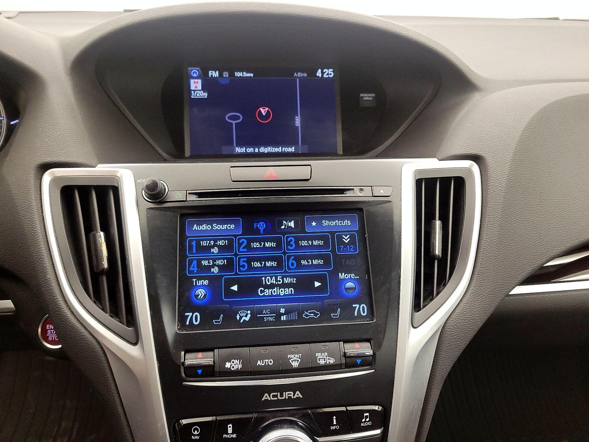 Thumbnail: 2015 Acura TLX - 16