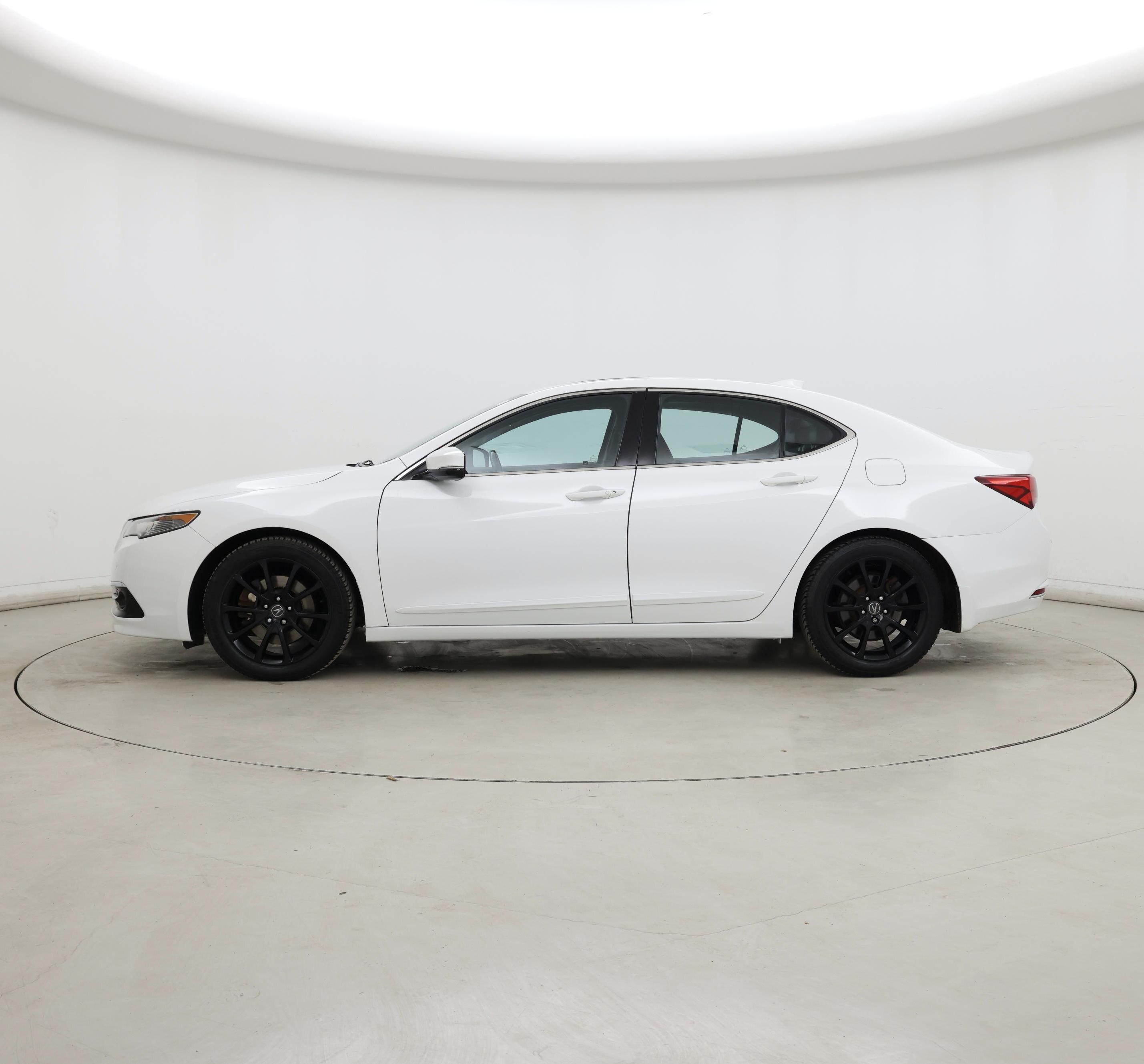 Thumbnail: 2015 Acura TLX - 3