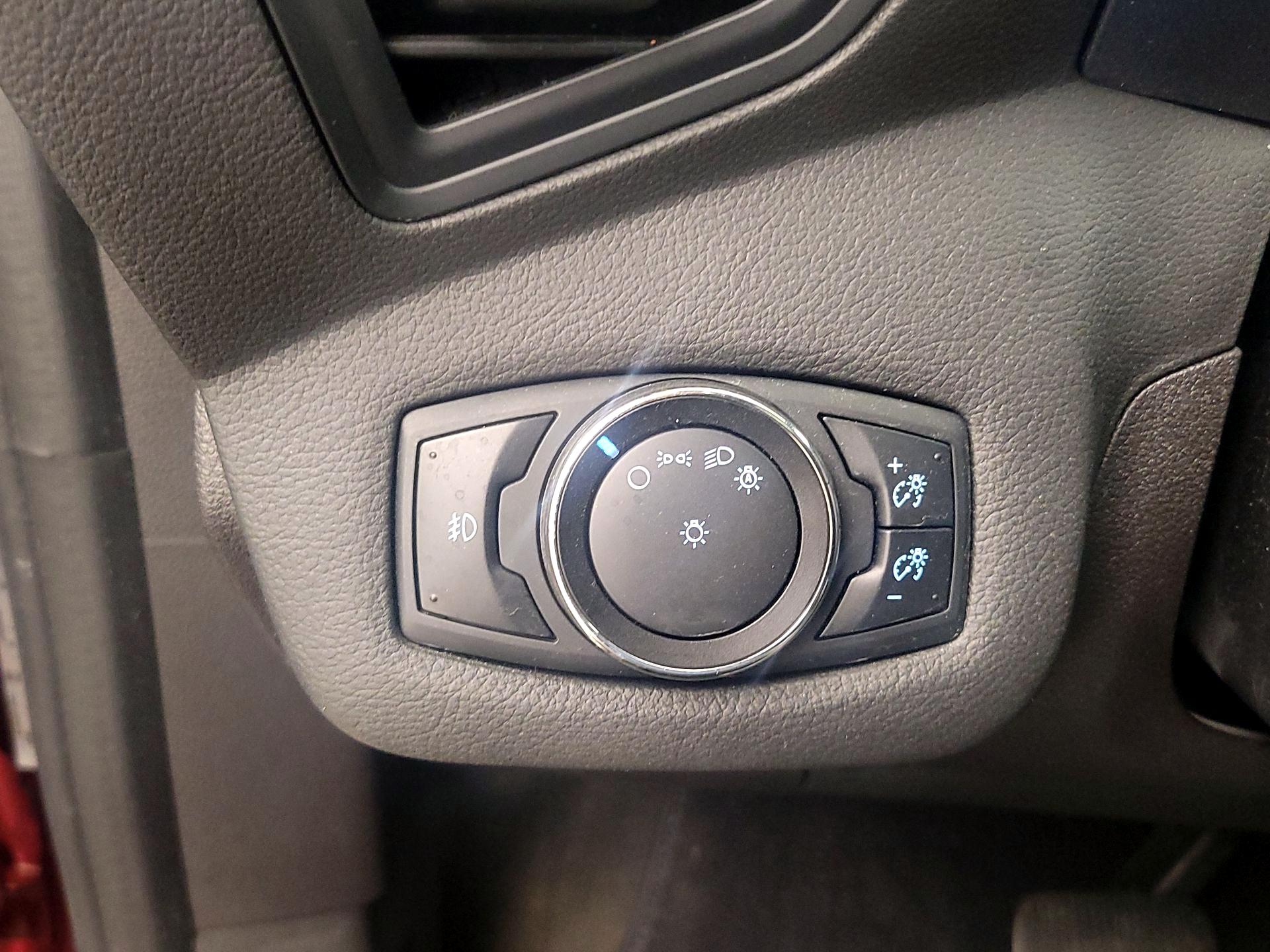 Thumbnail: 2014 Ford C-Max - 13