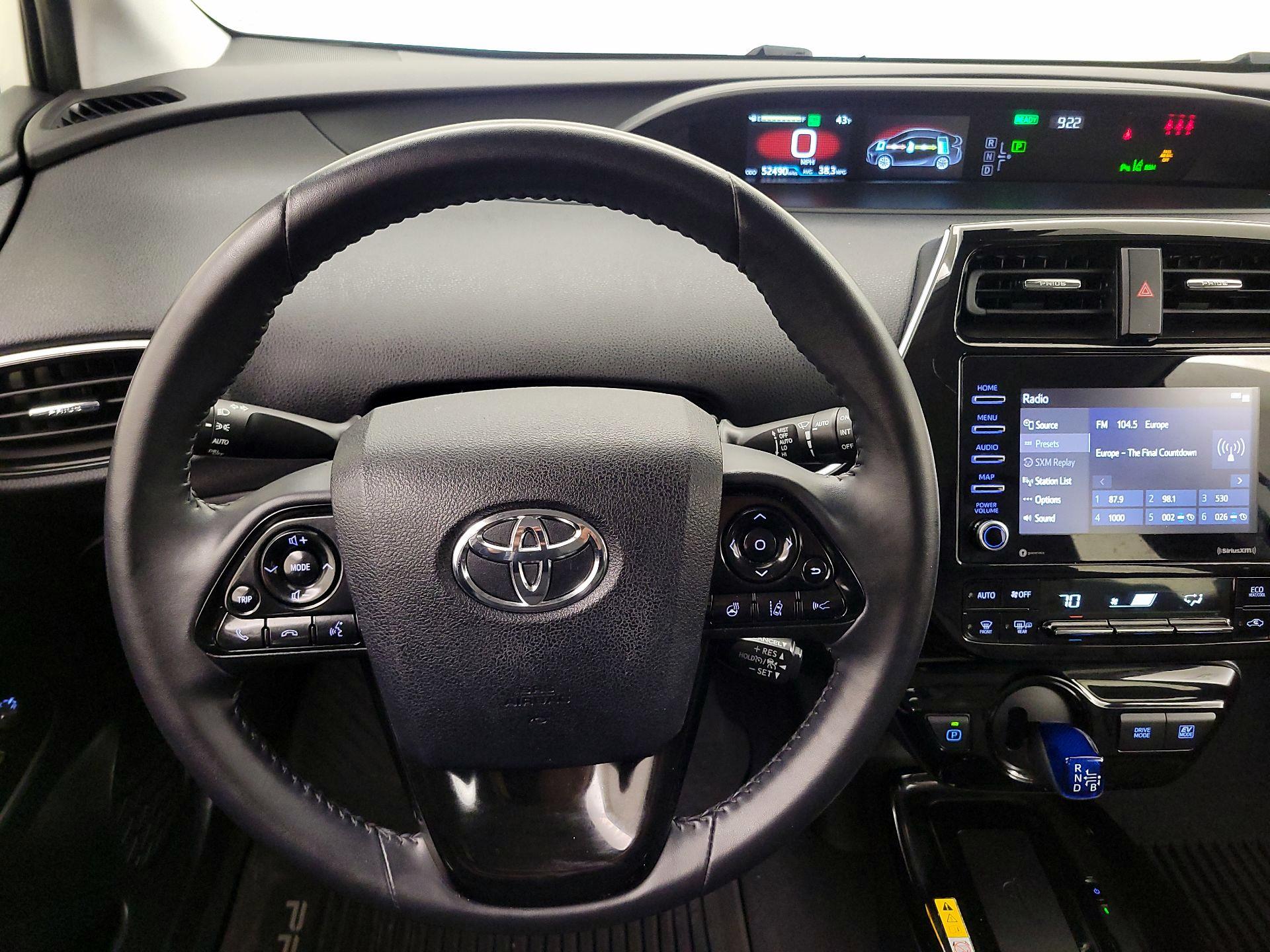 Thumbnail: 2021 Toyota Prius - 10