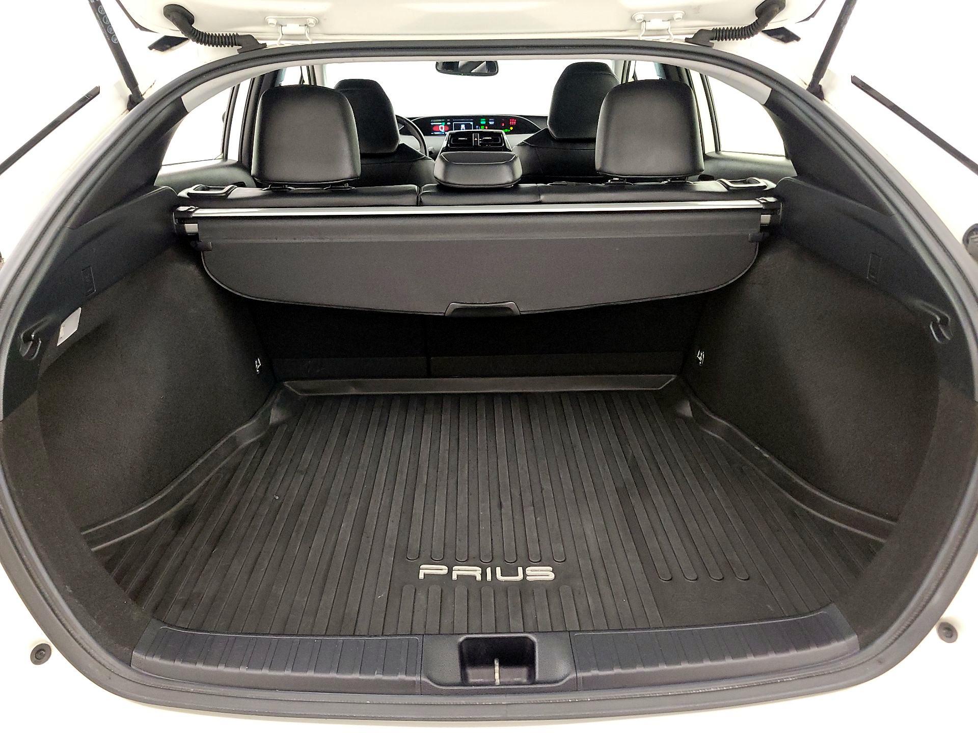 Thumbnail: 2021 Toyota Prius - 20