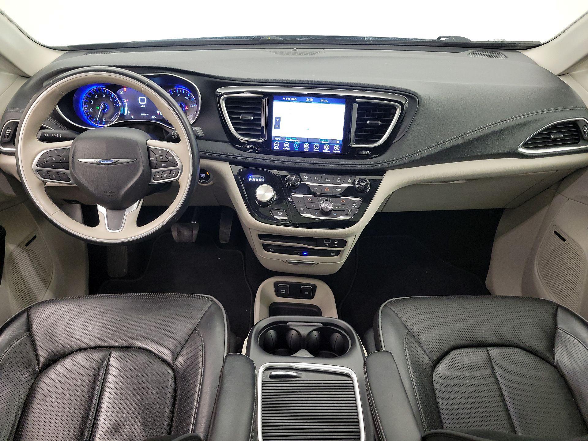 Thumbnail: 2020 Chrysler Pacifica - 9