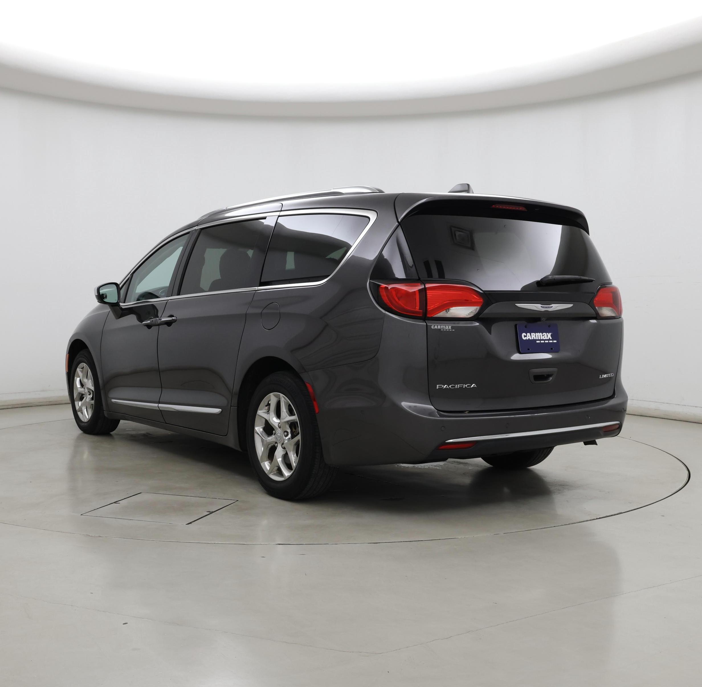 Thumbnail: 2020 Chrysler Pacifica - 2