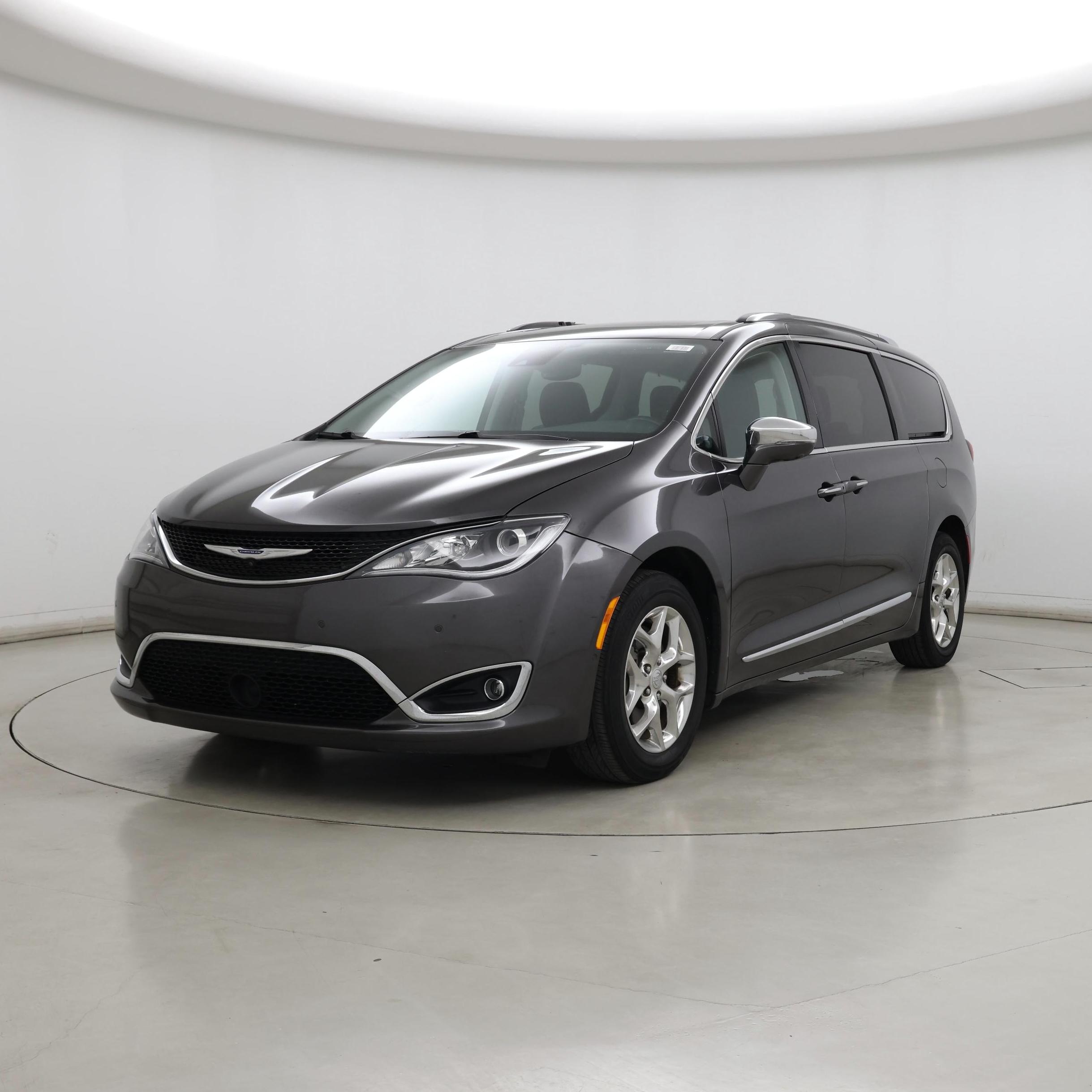 Thumbnail: 2020 Chrysler Pacifica - 4