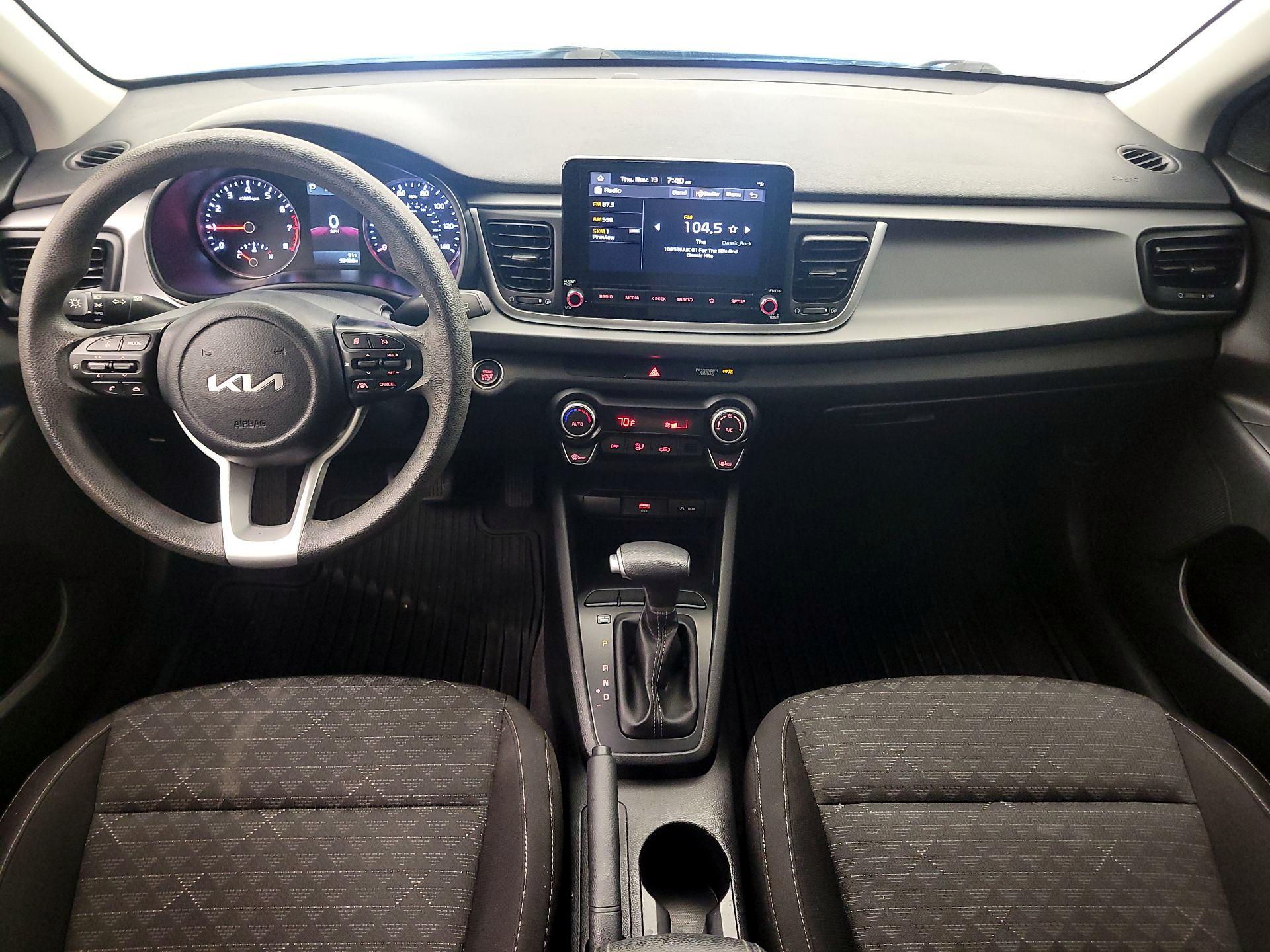 Thumbnail: 2023 Kia Rio - 9