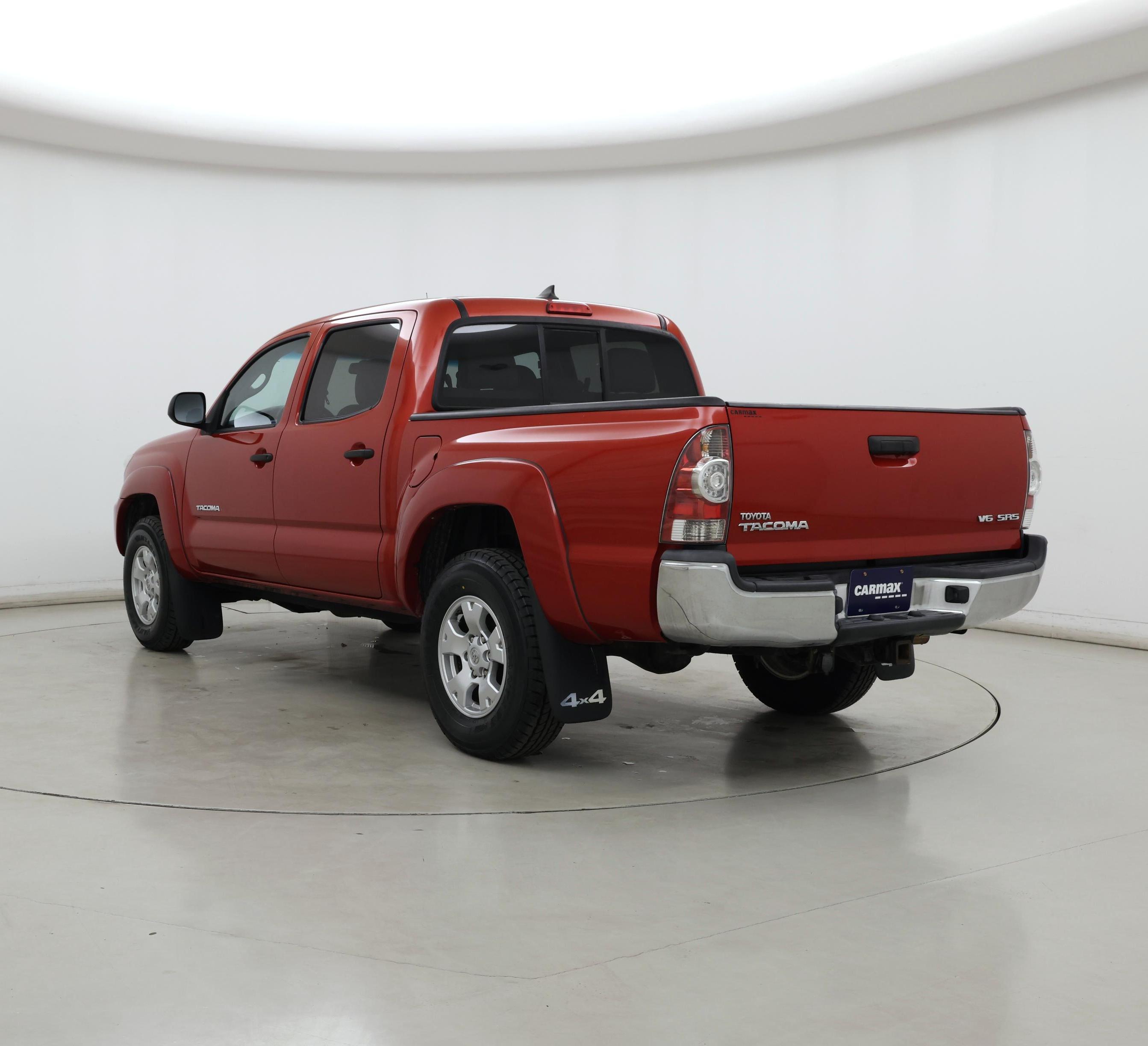 Thumbnail: 2015 Toyota Tacoma - 2