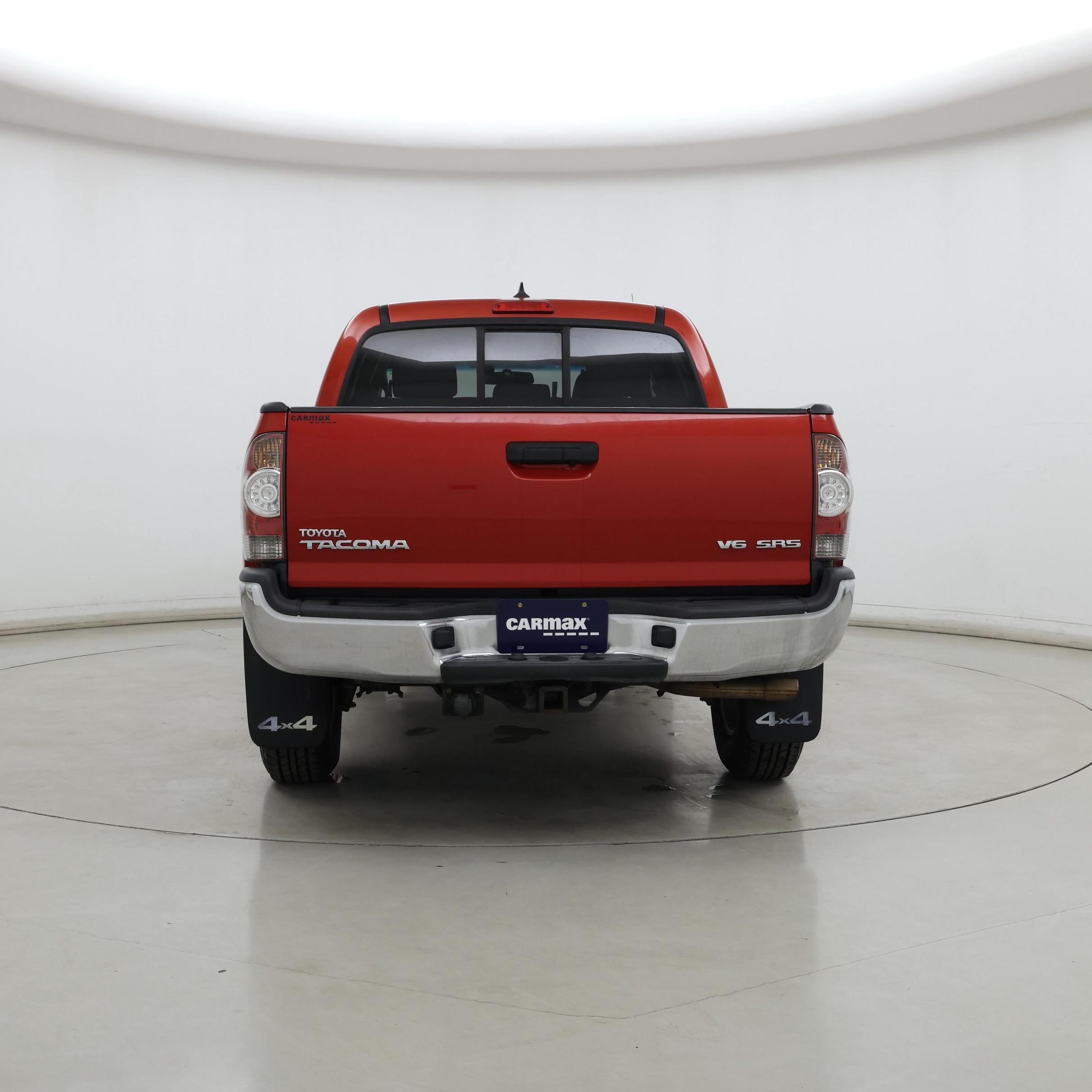 Thumbnail: 2015 Toyota Tacoma - 6