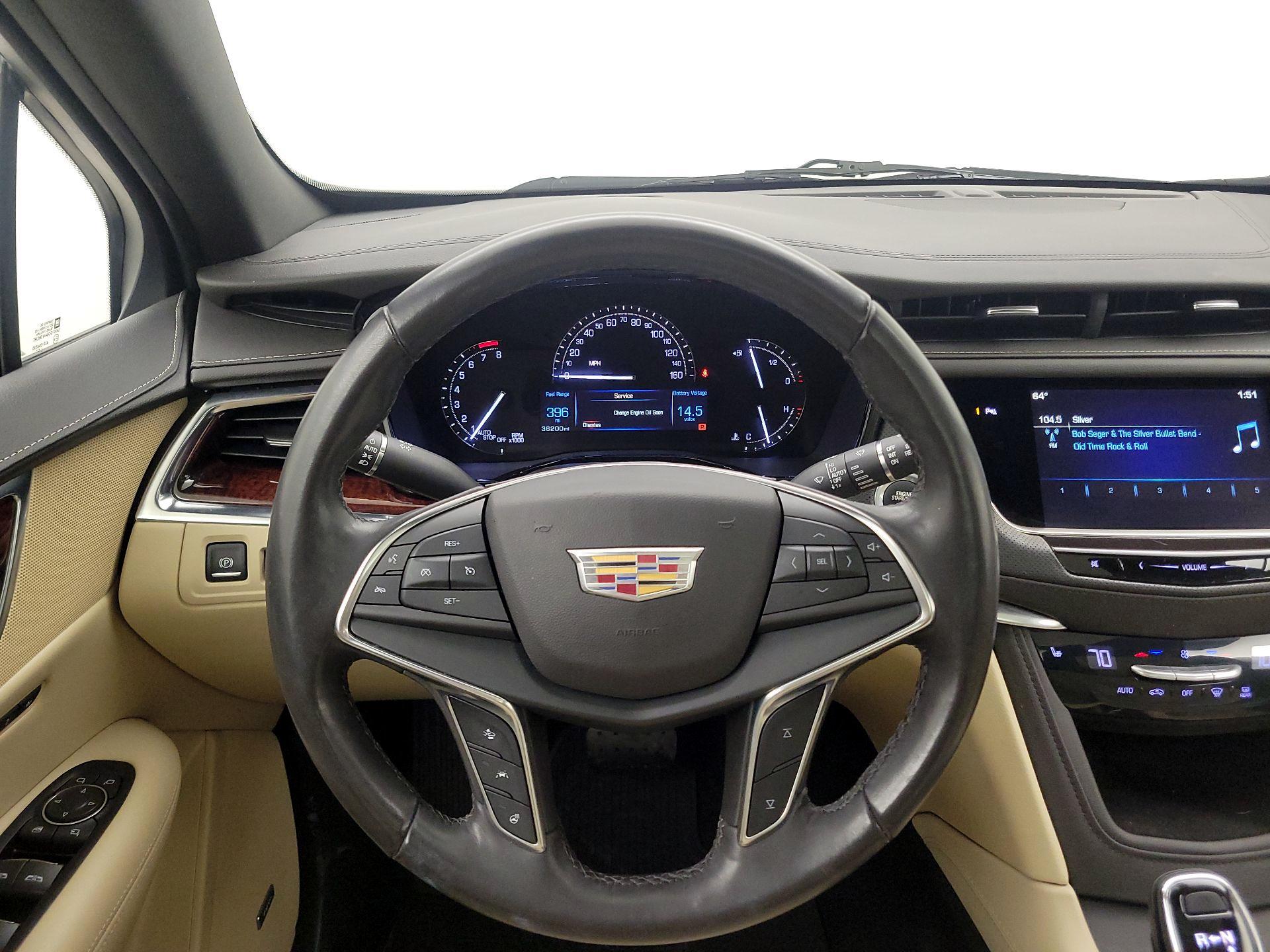 Thumbnail: 2018 Cadillac XT5 - 10