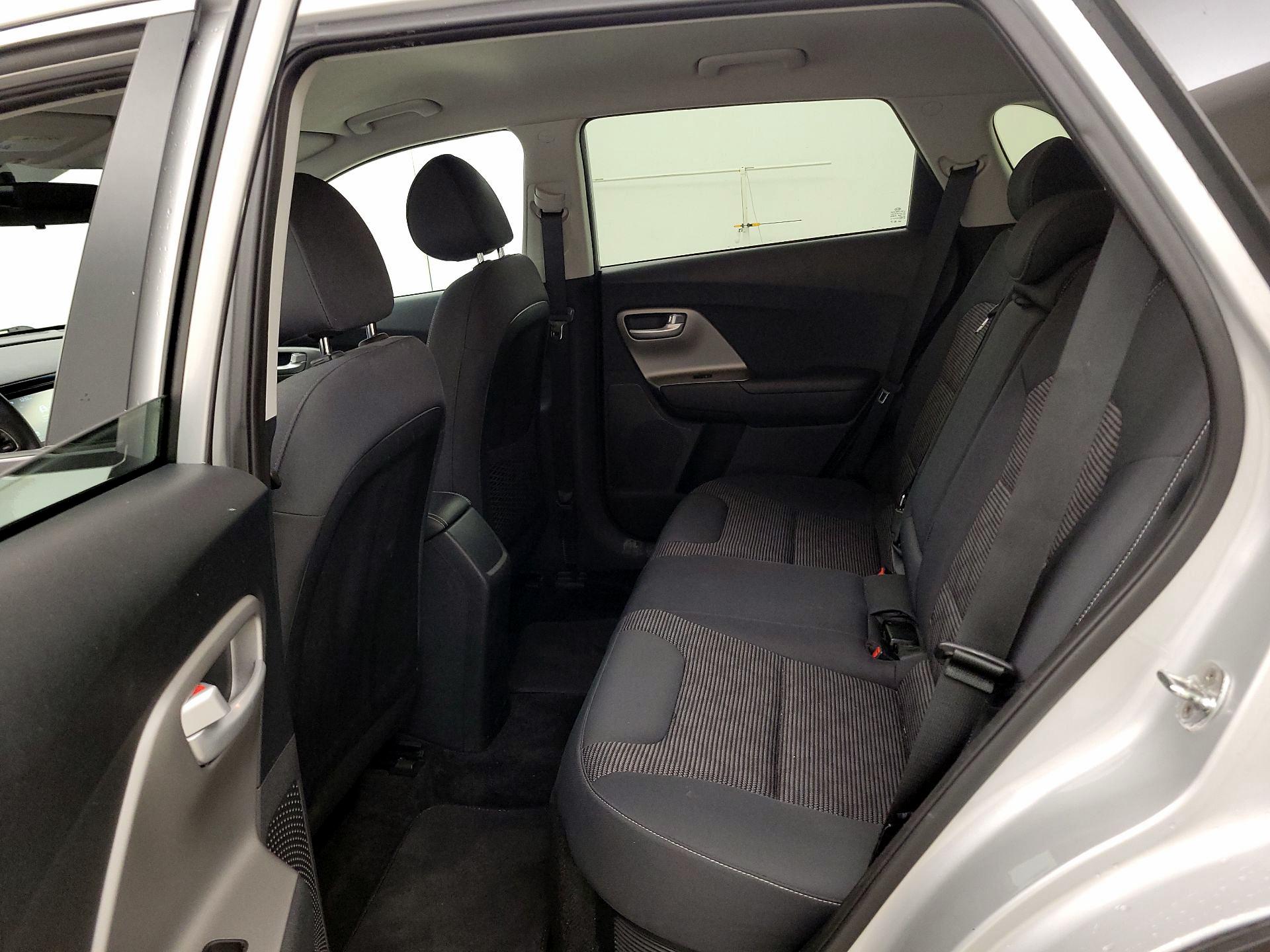 Thumbnail: 2018 Kia Niro - 19