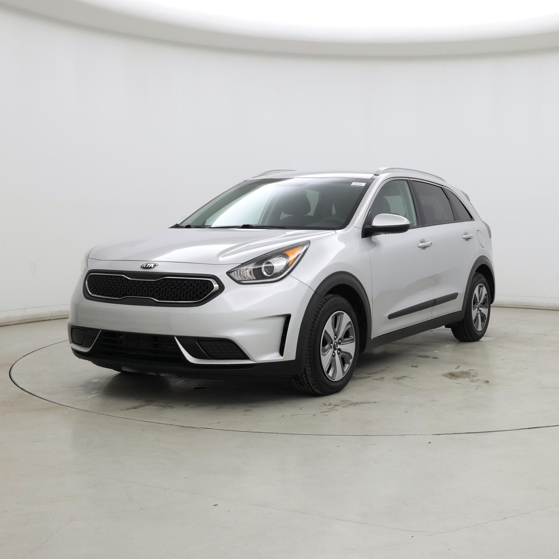 Thumbnail: 2018 Kia Niro - 4