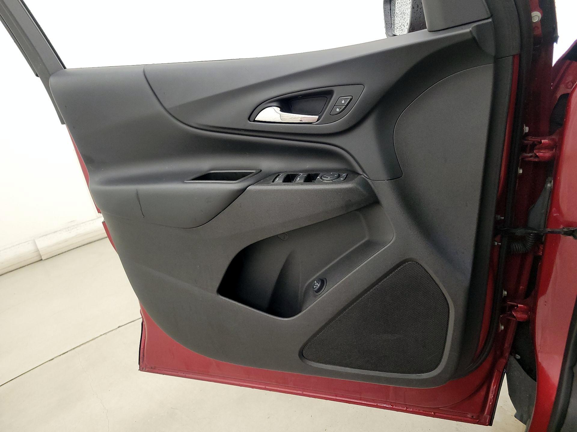 Thumbnail: 2018 Chevrolet Equinox - 12