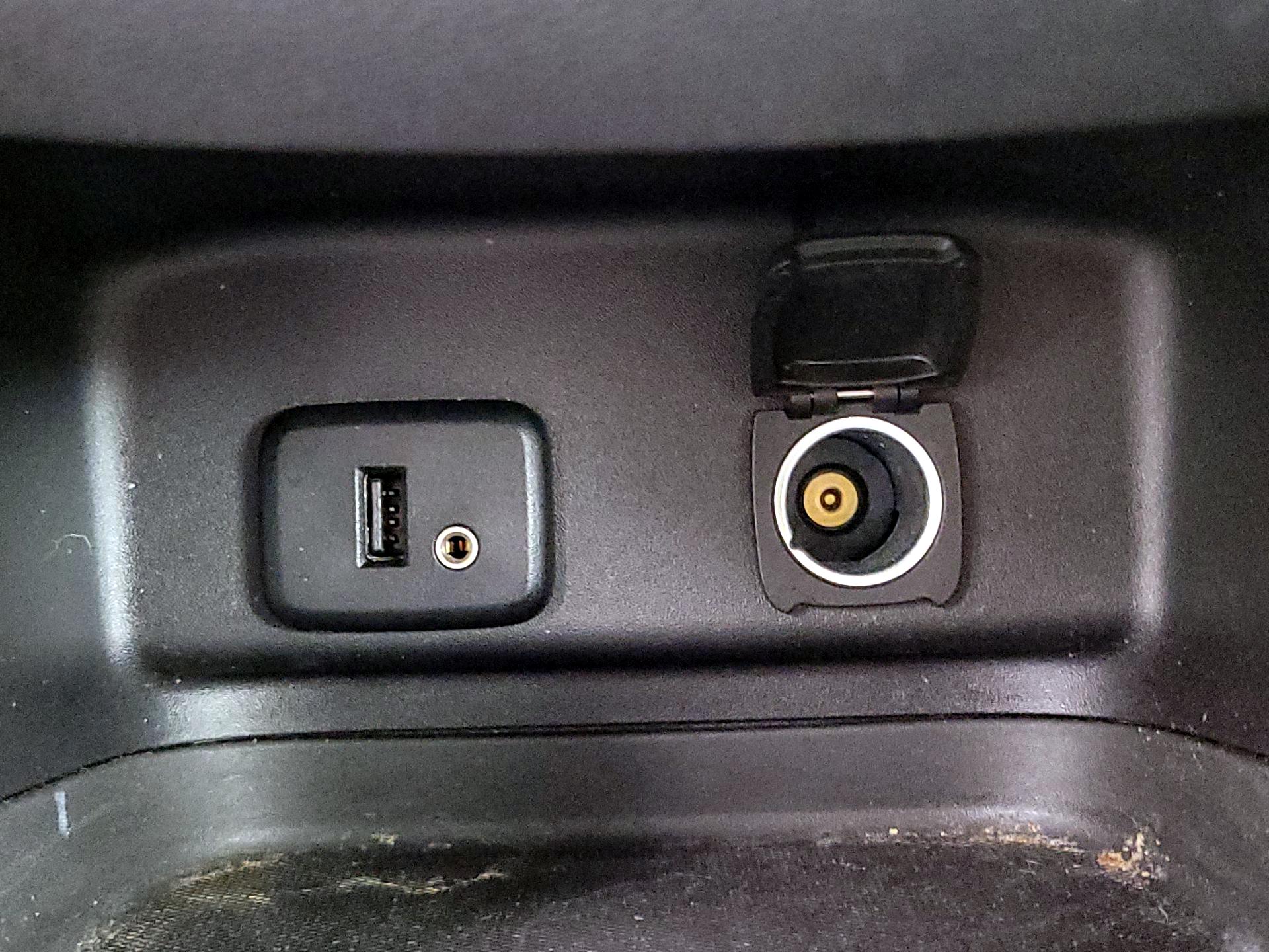 Thumbnail: 2018 Chevrolet Equinox - 18