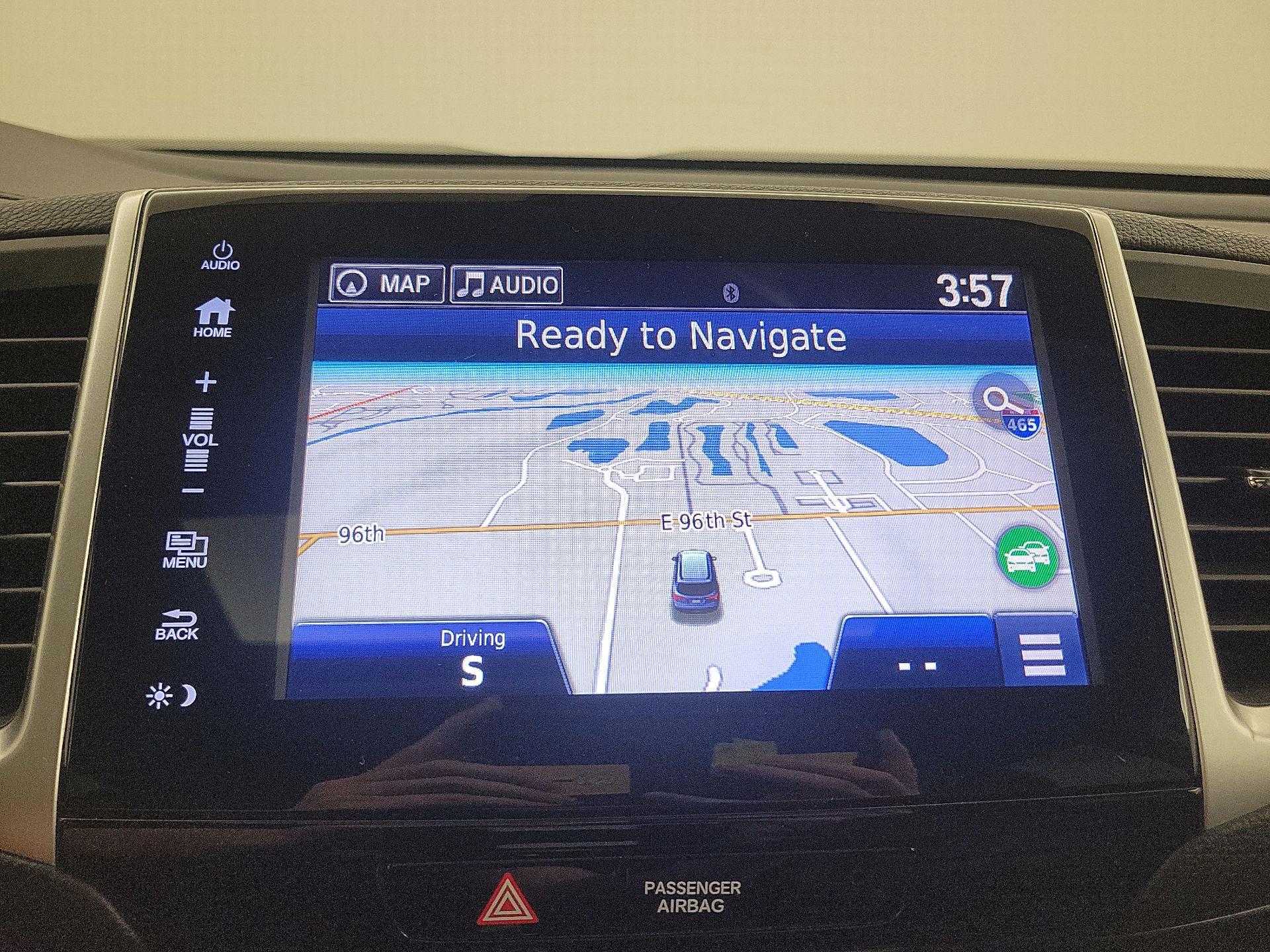 Thumbnail: 2017 Honda Pilot - 14