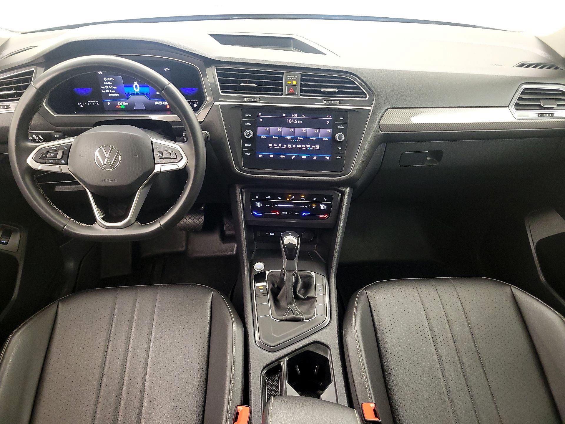 Thumbnail: 2022 Volkswagen Tiguan - 9