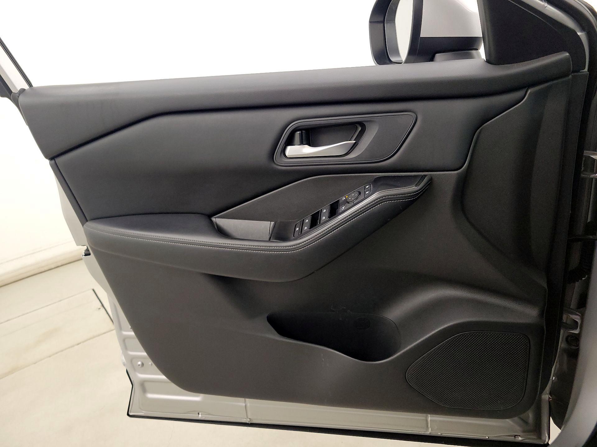 Thumbnail: 2024 Nissan Rogue - 12