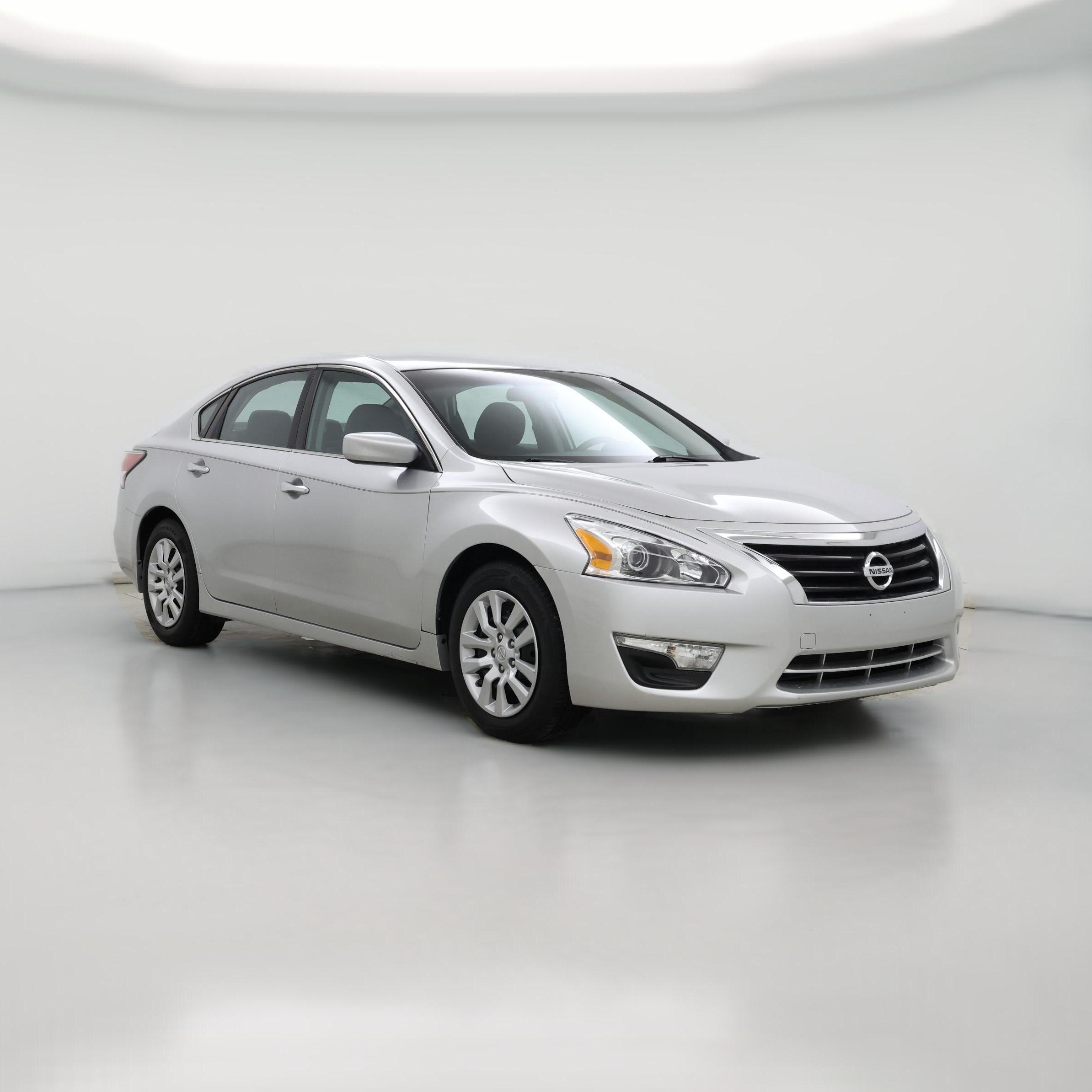Thumbnail: 2015 Nissan Altima - 1