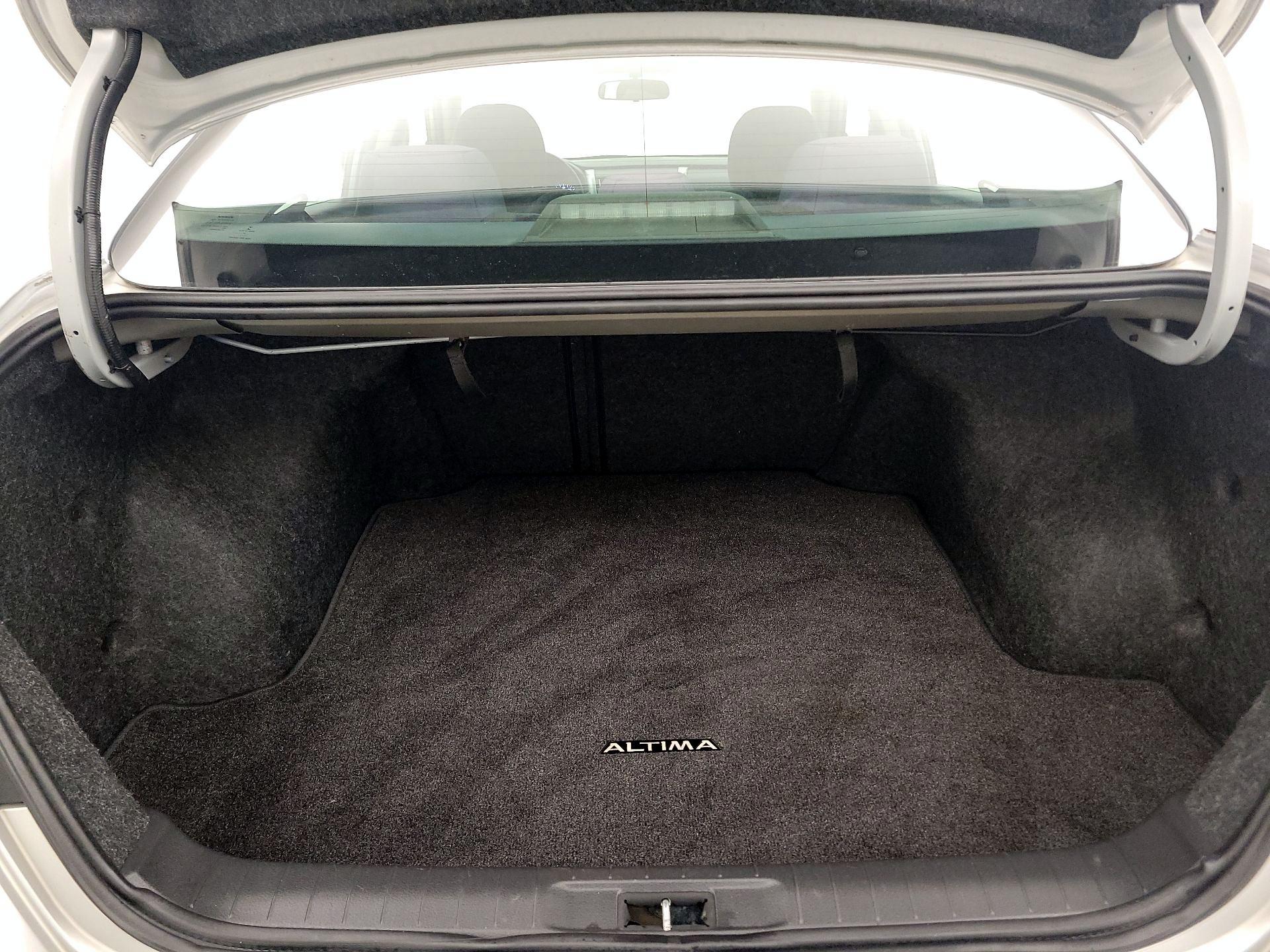 Thumbnail: 2015 Nissan Altima - 20