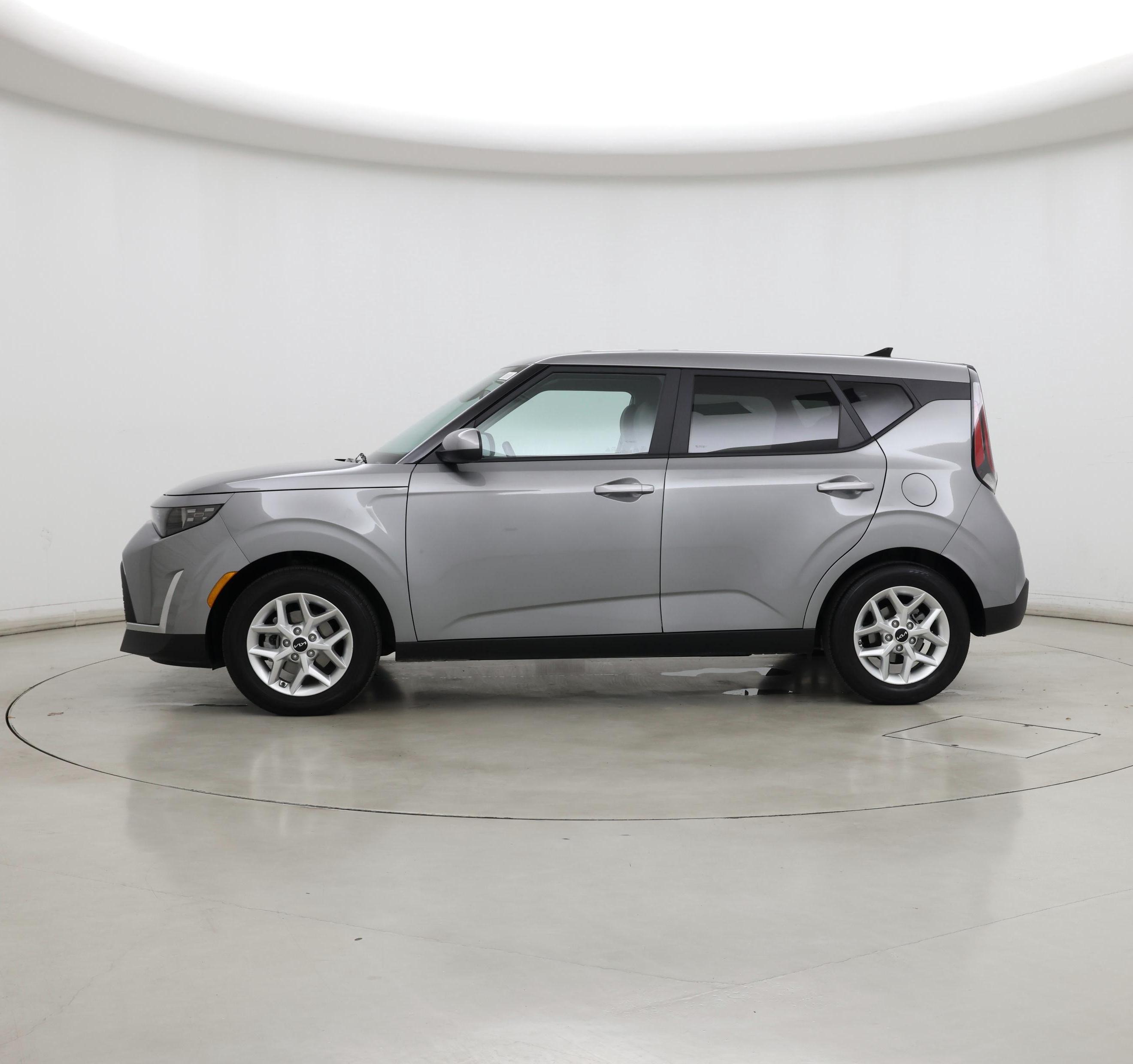 Thumbnail: 2023 Kia Soul - 3