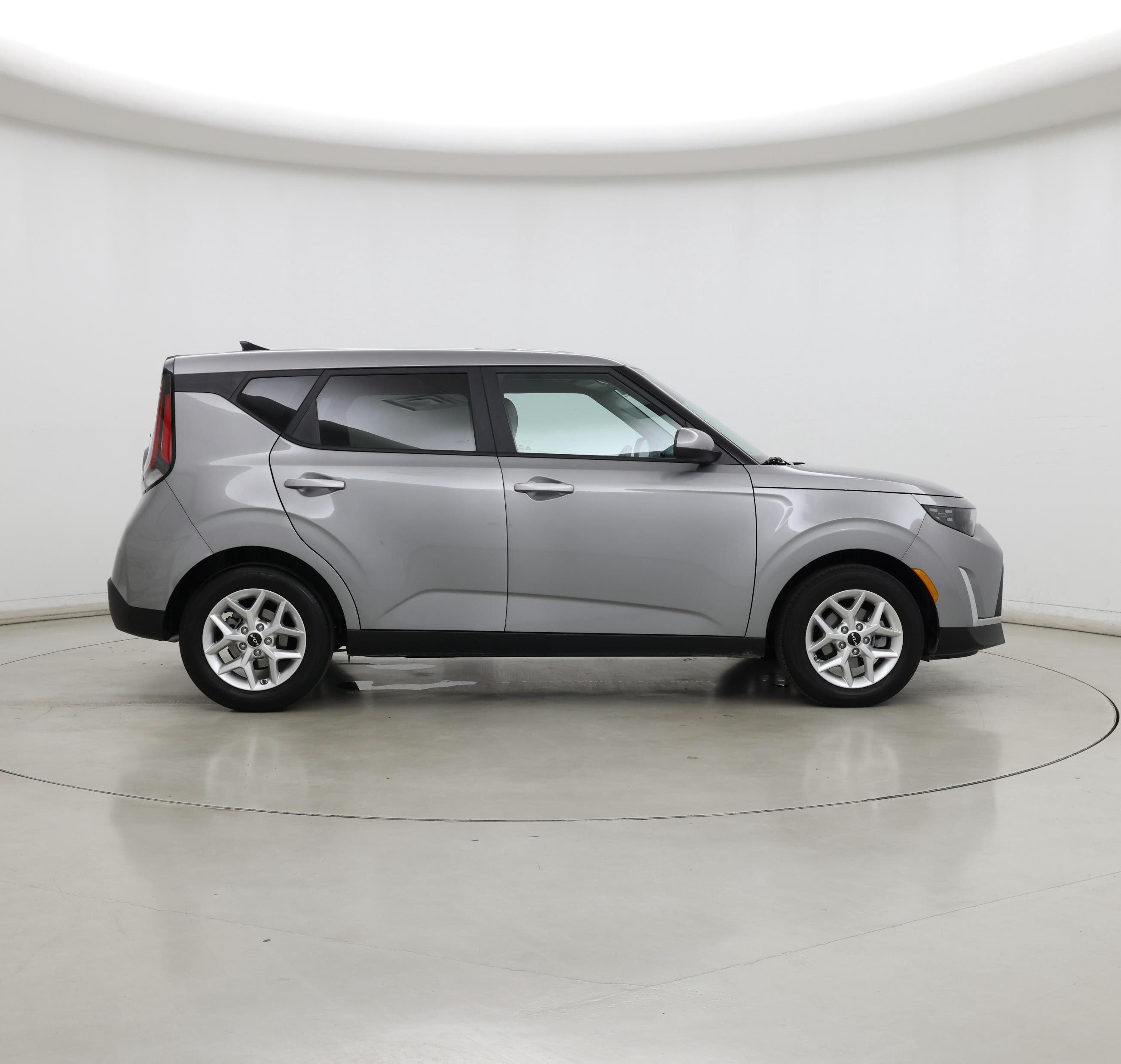 Thumbnail: 2023 Kia Soul - 7