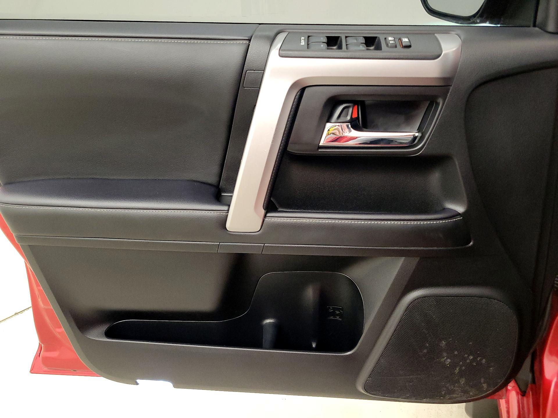 Thumbnail: 2024 Toyota 4Runner - 12