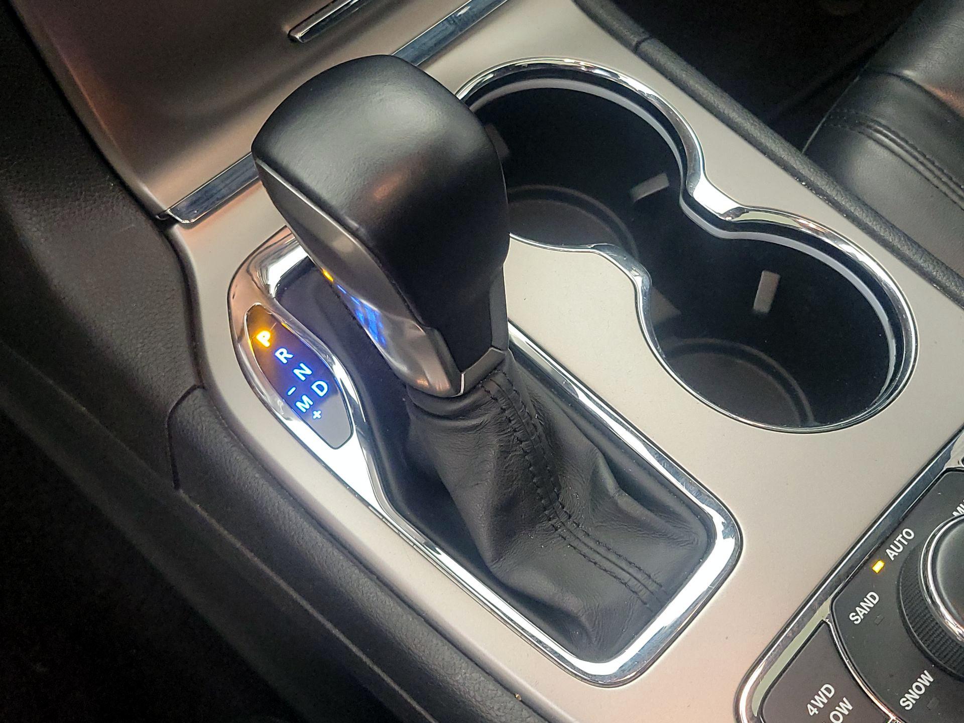 Thumbnail: 2018 Jeep Grand Cherokee - 18