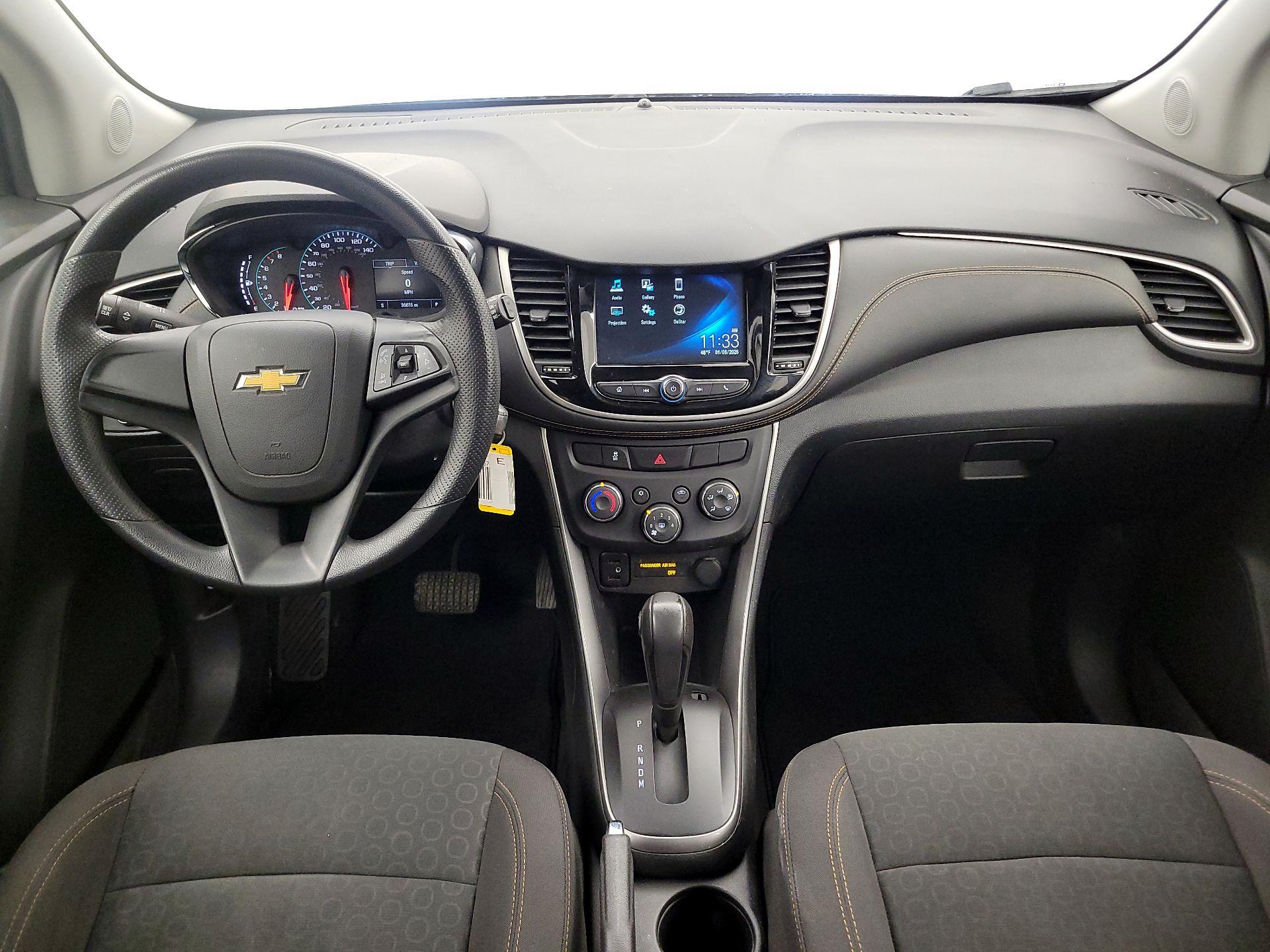 Thumbnail: 2017 Chevrolet Trax - 9