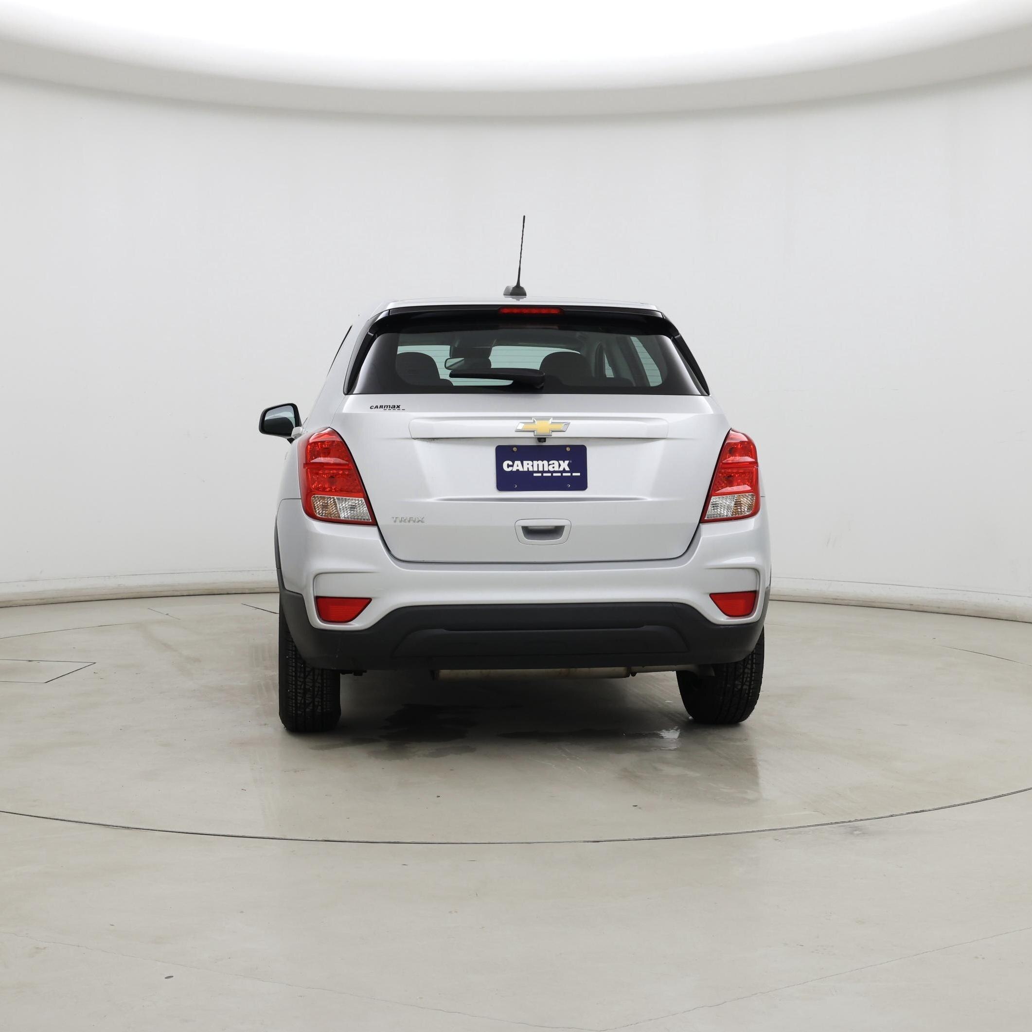 Thumbnail: 2017 Chevrolet Trax - 6