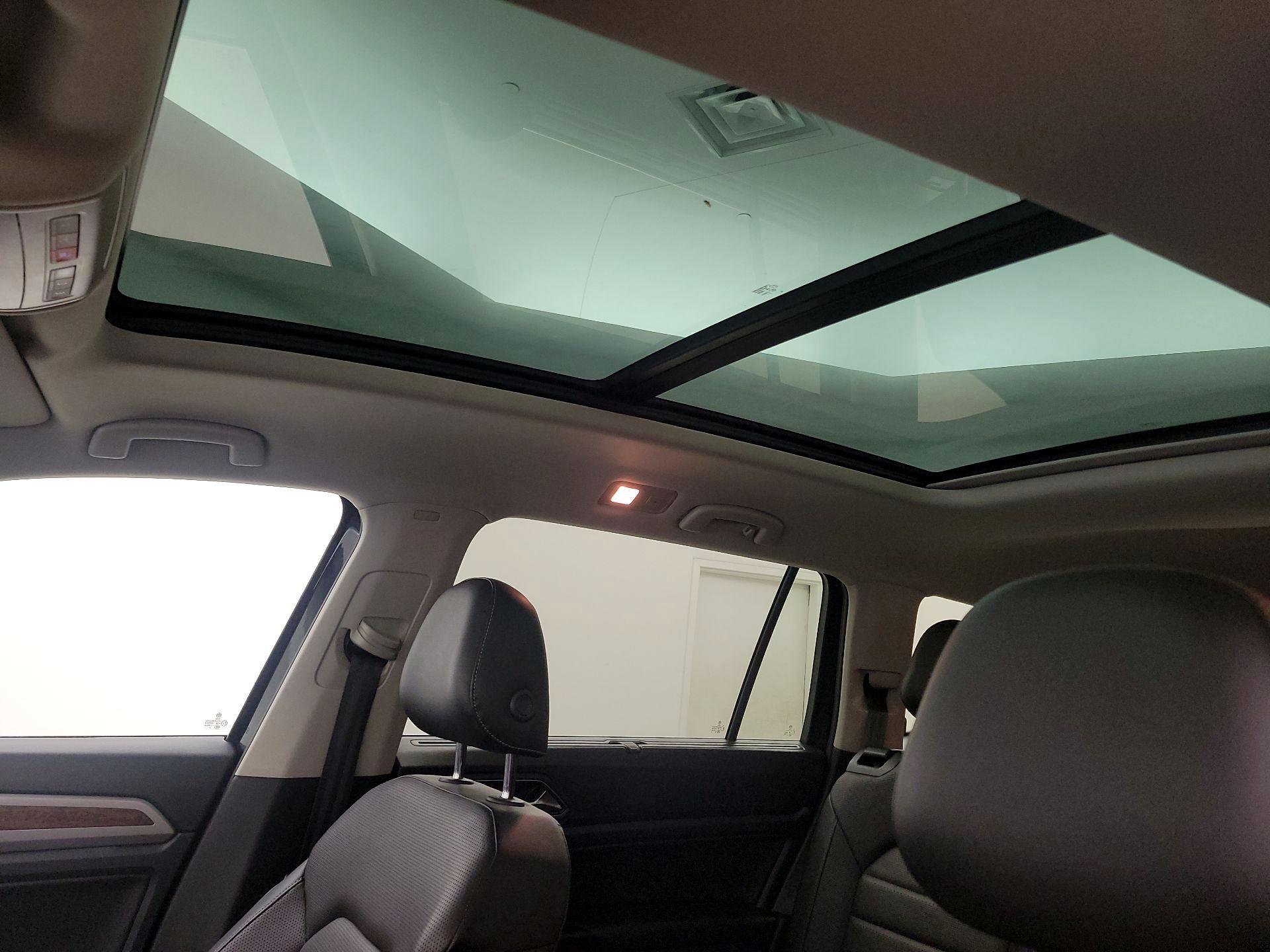 Thumbnail: 2019 Volkswagen Atlas - 19