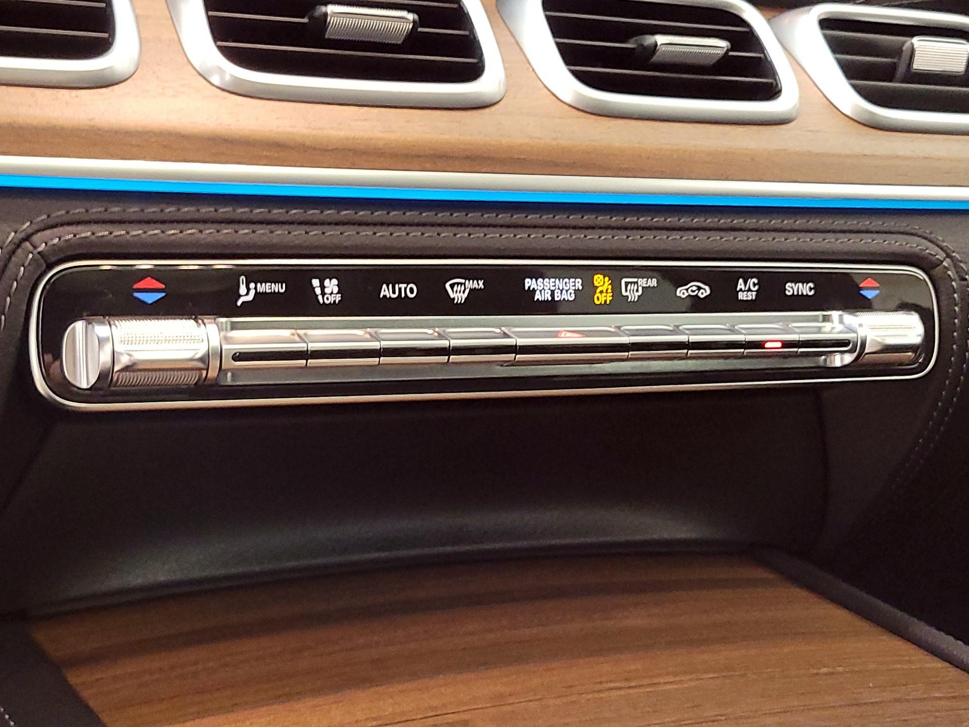 Thumbnail: 2022 Mercedes-Benz GLE - 17